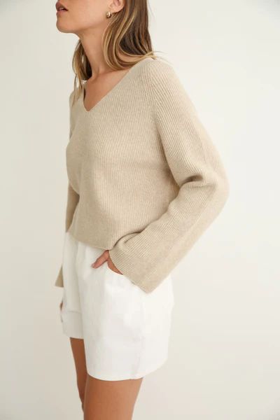 V Neck Cropped Sweater | Almina Concept