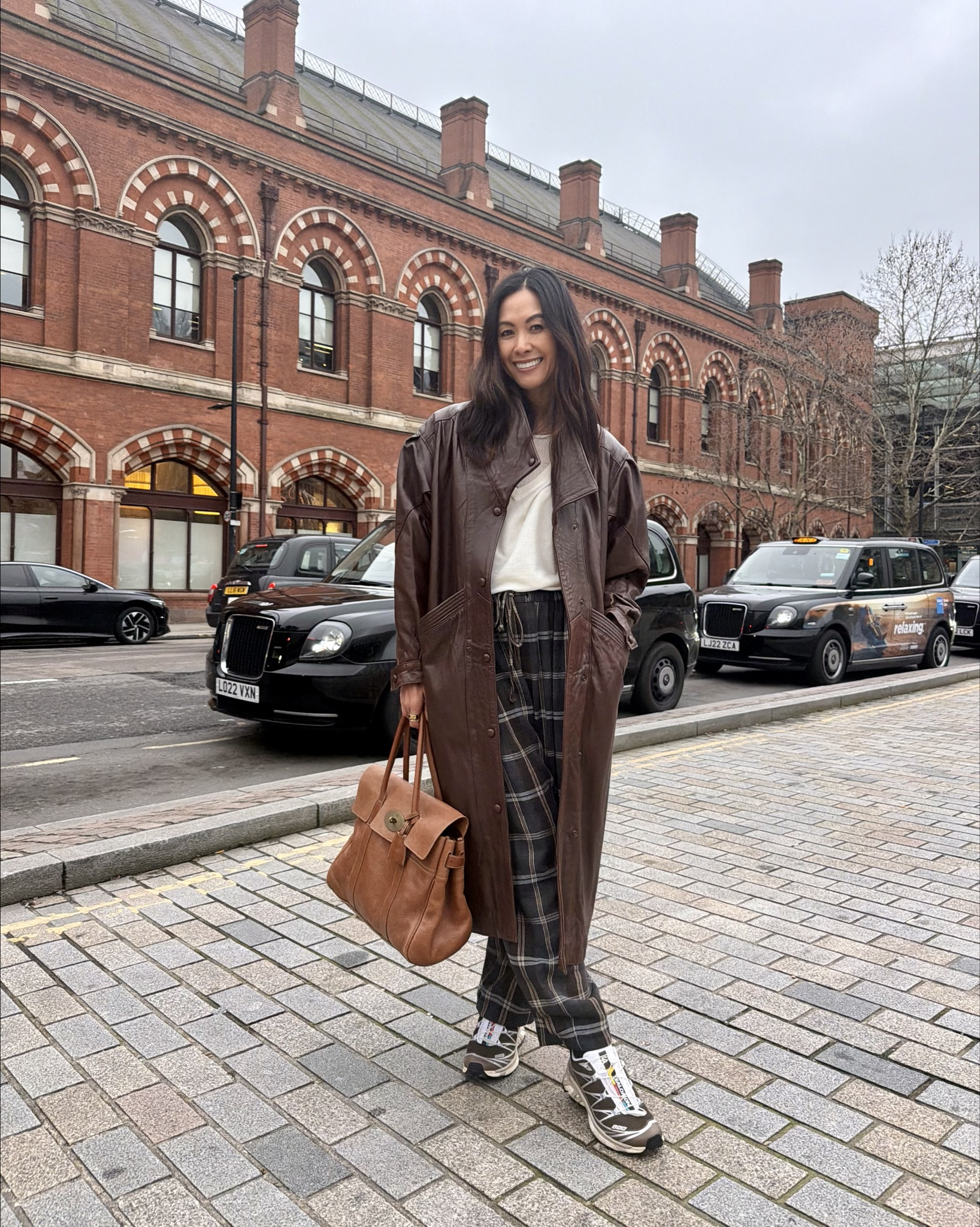 Outfit of the day
I’m wearing Zara check trousers 
Zara knit 
Mulberry Bayswater 
Salomons 
My mumma leather jacket 

#LTKstyletip #LTKover50style #LTKuk