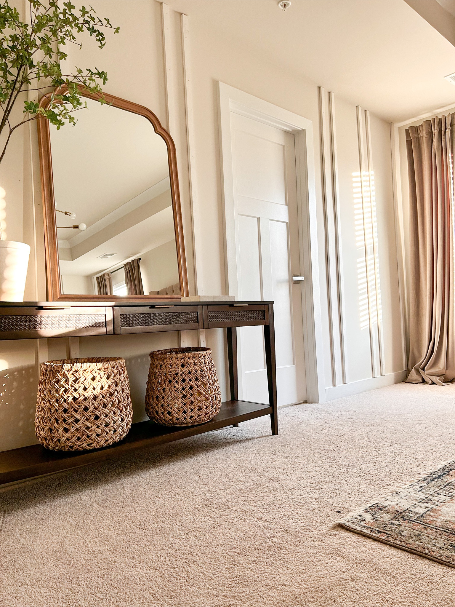 bedroom console vibes. ✨

#bedroom #console 

#LTKhome #LTKunder100