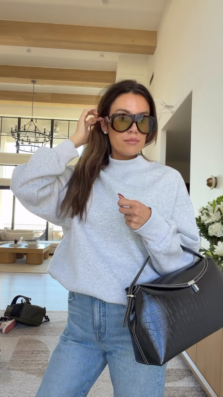 This mockneck sweatshirt is the perfect way to elevate your everyday comfy hoodie!  These sweatshirts are so soft and comfy and such great quality 

I’m wearing size small in sweatshirt 

Fall outfit, Amazon fashion, Amazon finds, casual outfit, travel outfit, Madewell jeans, black flats

#LTKgrwm #LTKOver40 #LTKootd