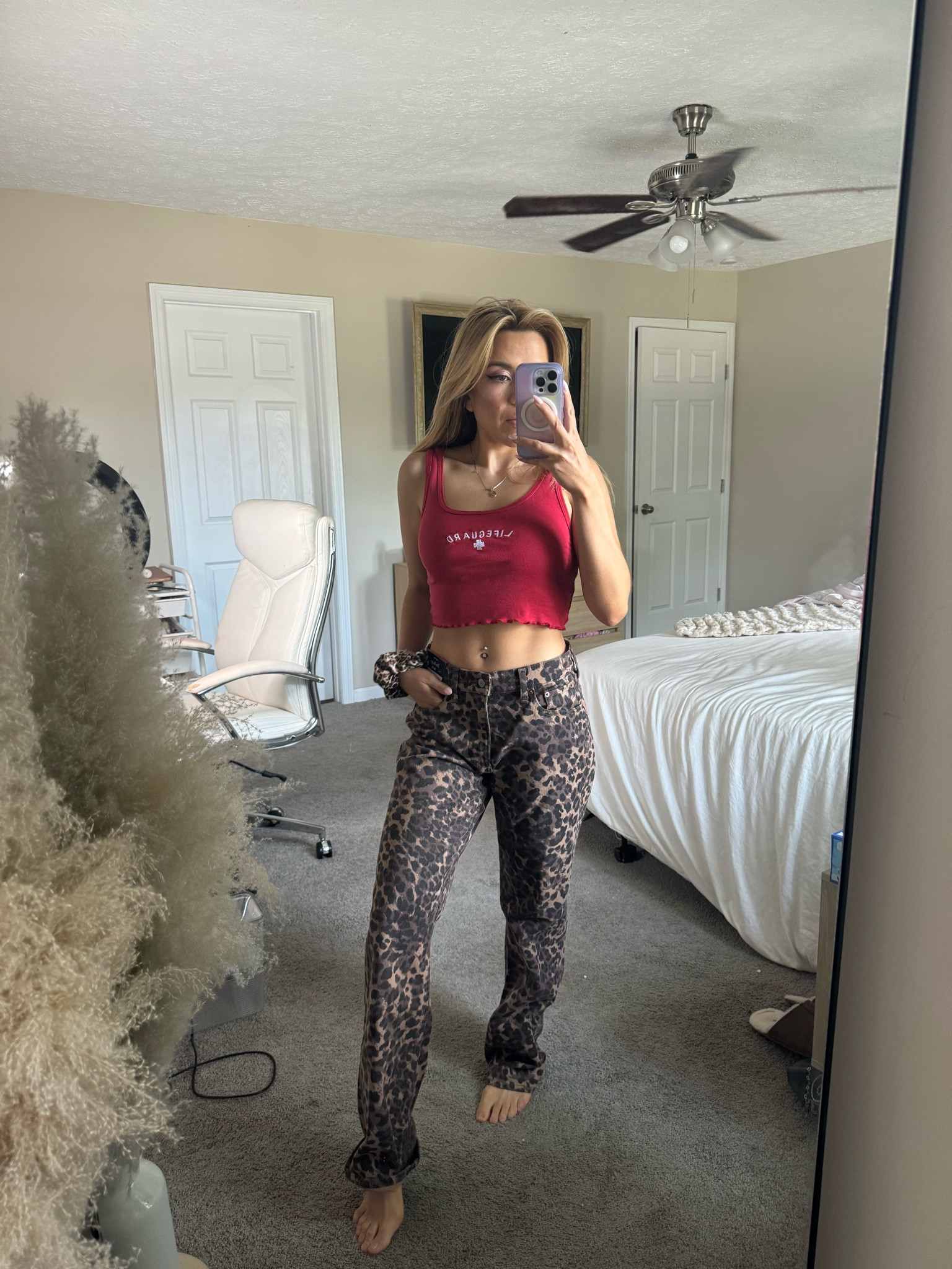 Leopard baggy low rise pants from
Abercrombie size 26 reg curve love 

#LTKStyleTip #LTKU #LTKBacktoSchool