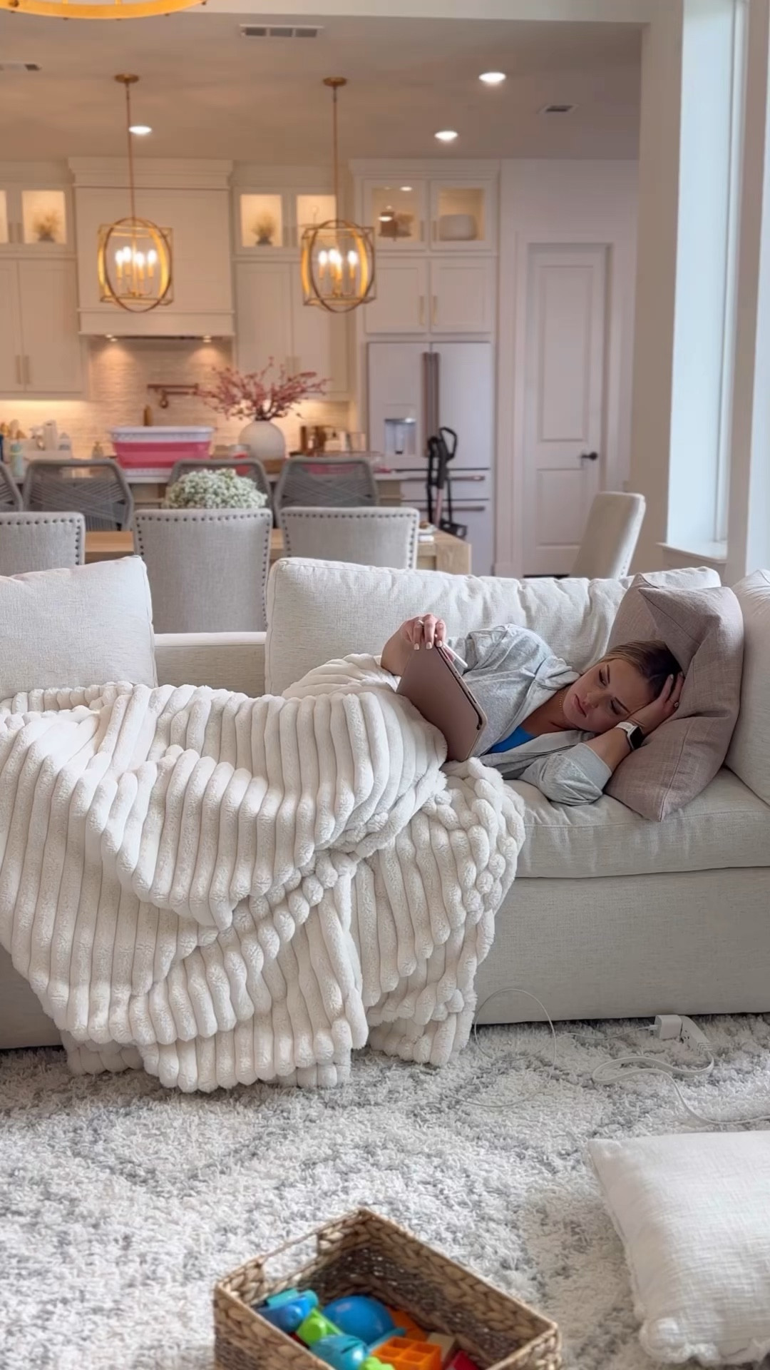 Been feeling SO lazy + unmotivated this week so tried this little hack I like to do and it did not fail me 🙏🏻 SO much better! 

#LTKhome #LTKVideo #LTKsalealert