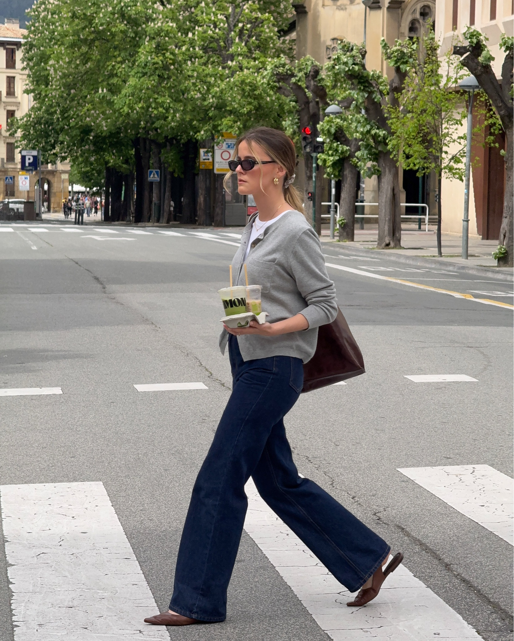 Bootcut jeans

#LTKSeasonal #LTKSummerEdit #LTKStyleTip