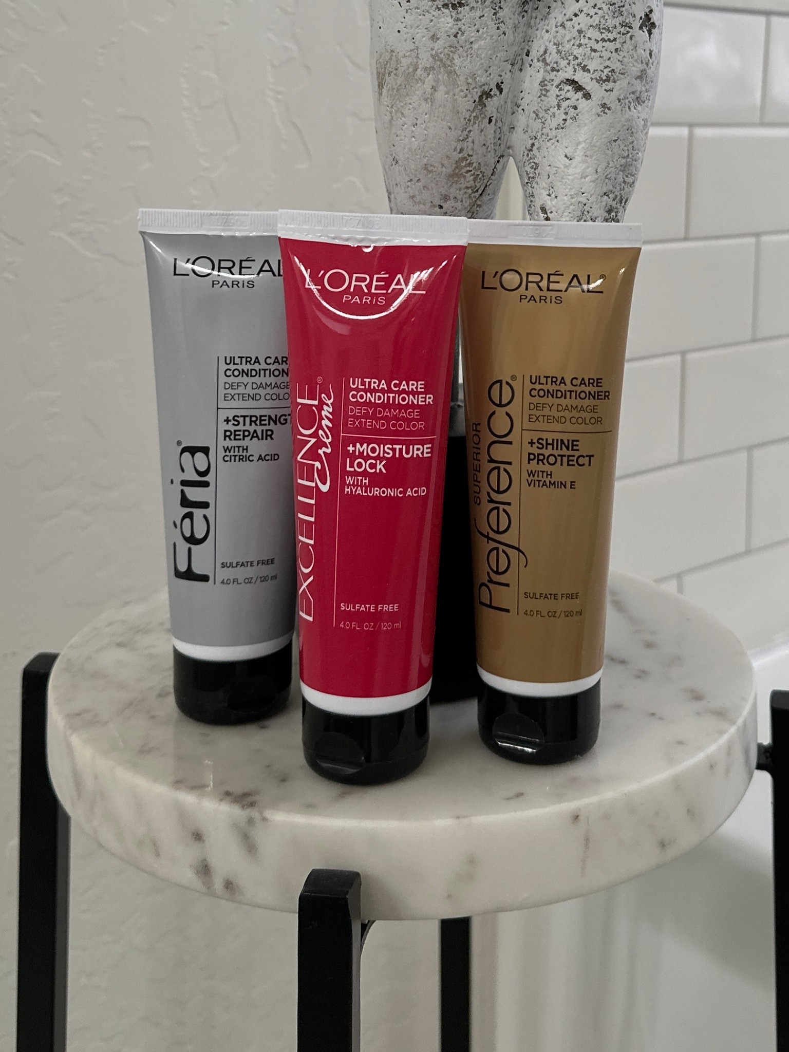 What a game changer I remember as a kid back in the early 2000s literally going to the store and buying box hair dyes just to get the miniature conditioners inside because it would make your hair feel amazing. They have finally made a full size conditioner of all the conditioners that we grew up, loving millennials!
So awesome ! I opened the superior preference and it smells exactly how I remember 🙌🏼🥰 so nostalgic! 