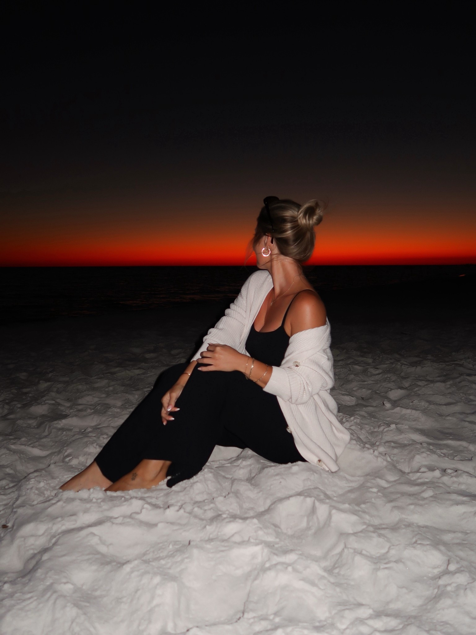 XS cardigan (runs oversized) / XS bra free tank / XS regular pants / Amazon sunnies are the brown/brown 🖤

#LTKStyleTip #LTKPetite #LTKOver40