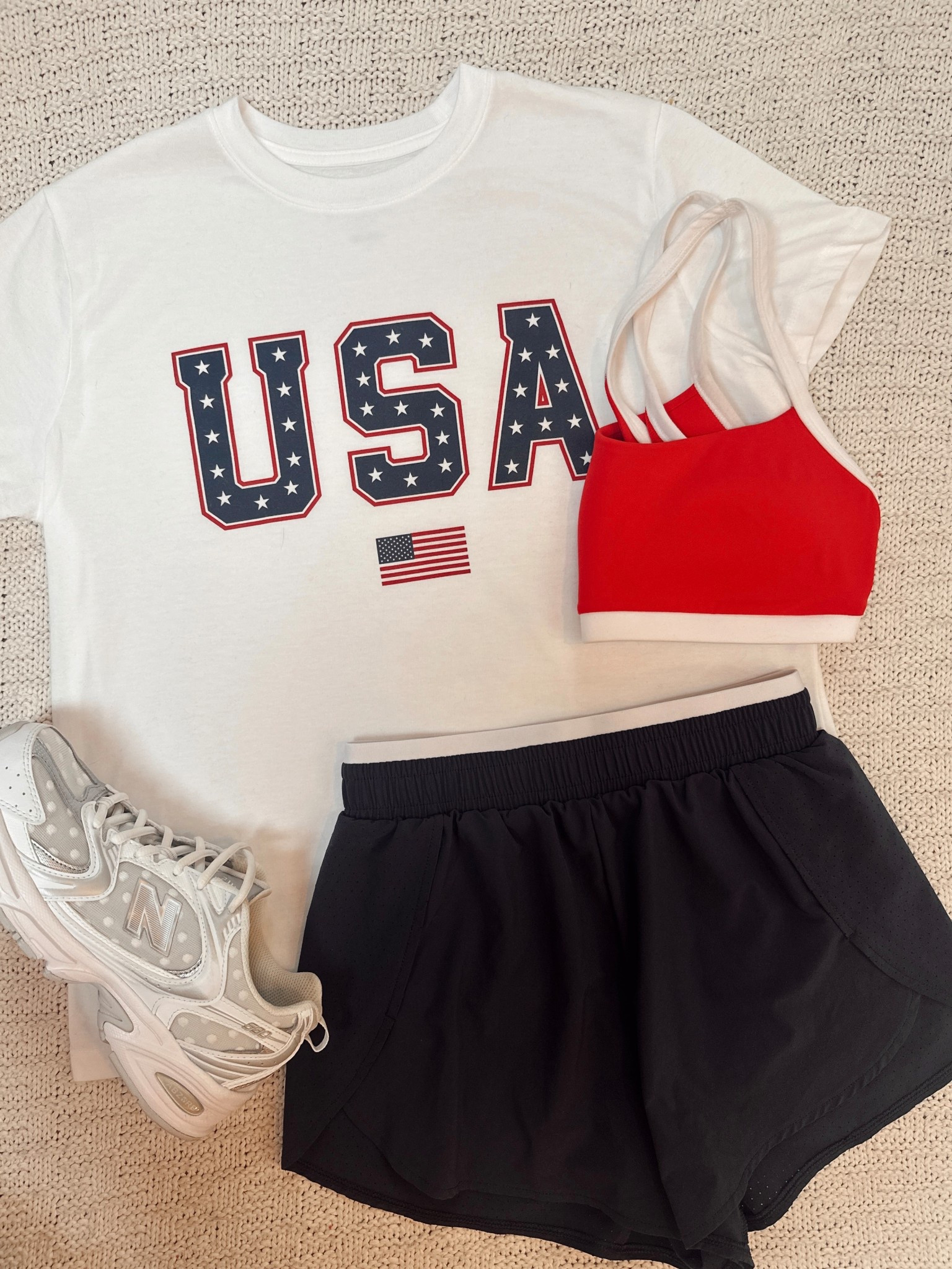 4th of July outfit combos 🇺🇸
Xs top & shorts! Medium top


#LTKStyleTip #LTKFindsUnder100 #LTKFindsUnder50