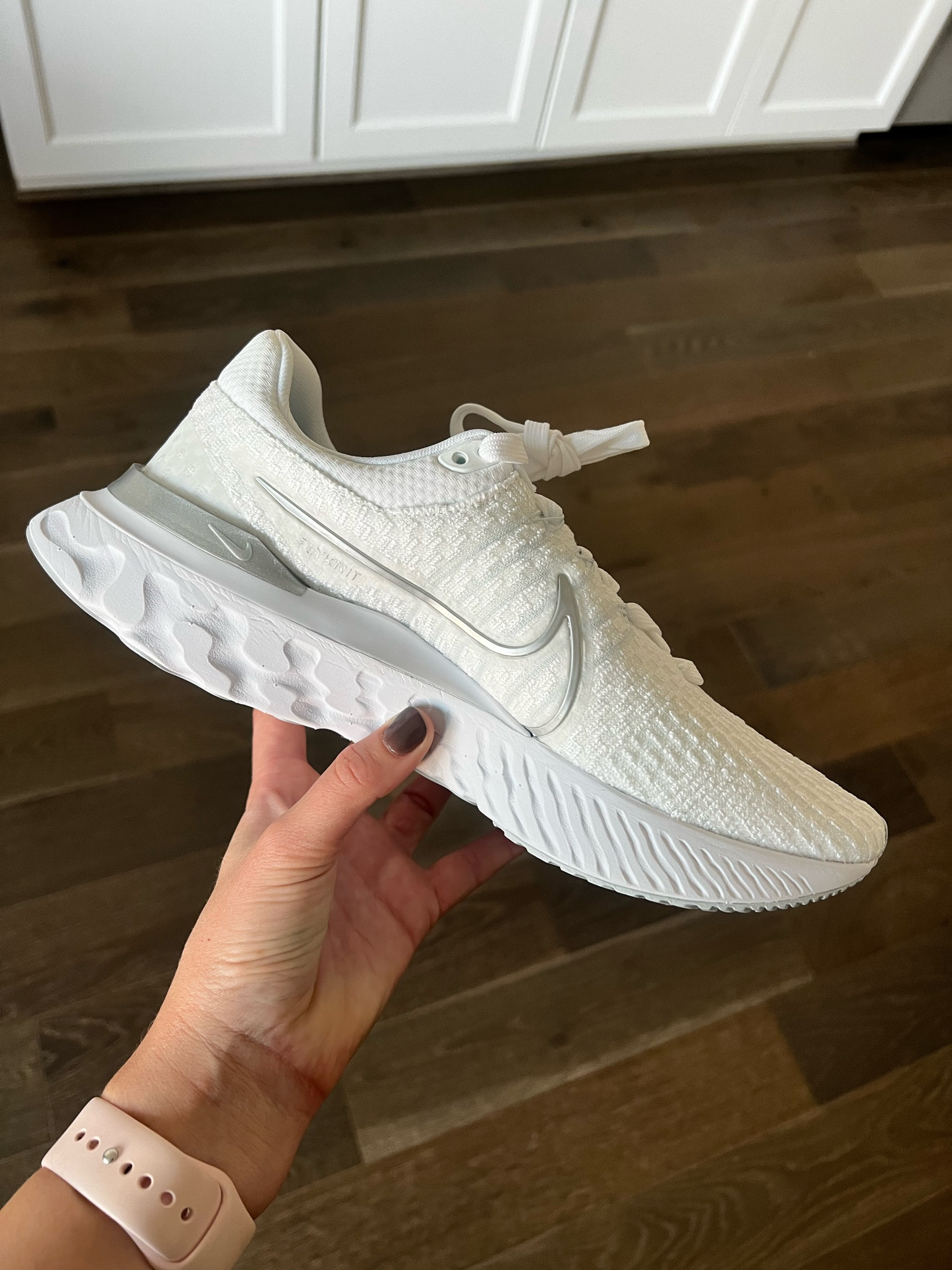 The choke hold a fresh all white pair of sneakers have on me...🥹🥹🥹🥹

#LTKshoecrush