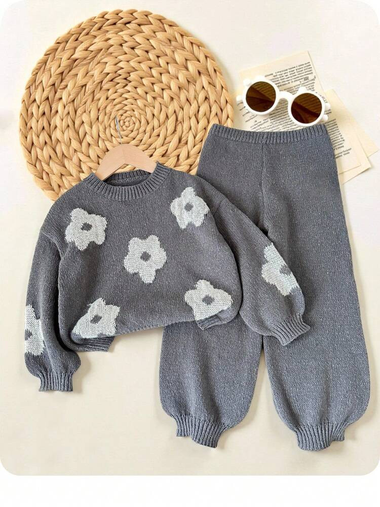 SHEIN Baby Girl Casual Floral Pattern Round Neck Sweater And Pants Set Baby Girl Sweater Set Two Piece Toddler Set Baby Girl Warm Sets Baby Set Autumn Winter Season Cozy Baby Girl Set Fall | SHEIN