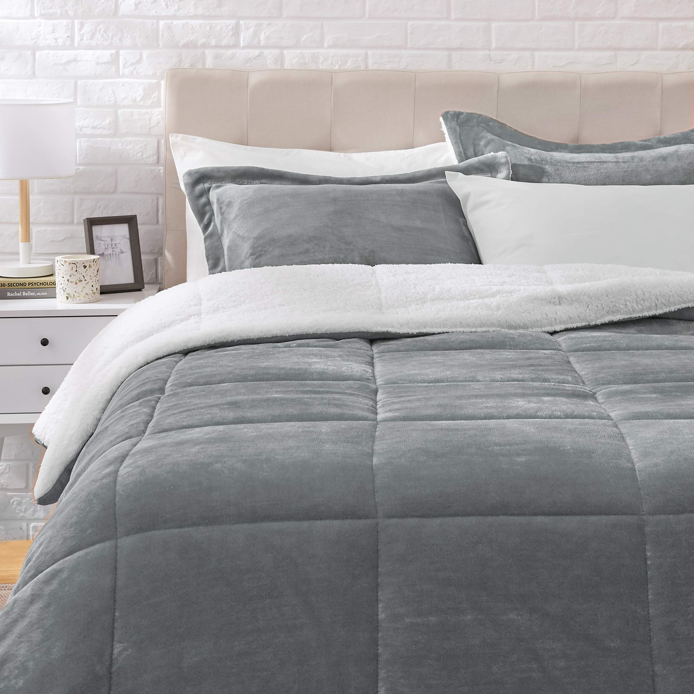Amazon Basics 3 Piece Bedding Set, Micromink Sherpa, Ultra-Soft, Warm All Season Comforter, King,... | Amazon (US)