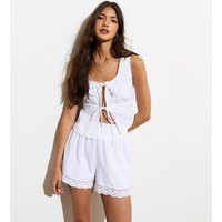 Women's White Cotton Broderie Hem Shorts New Look | New Look (UK)
