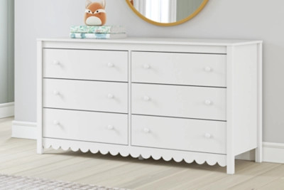 Hallityn 6 Drawer Dresser | Ashley Homestore