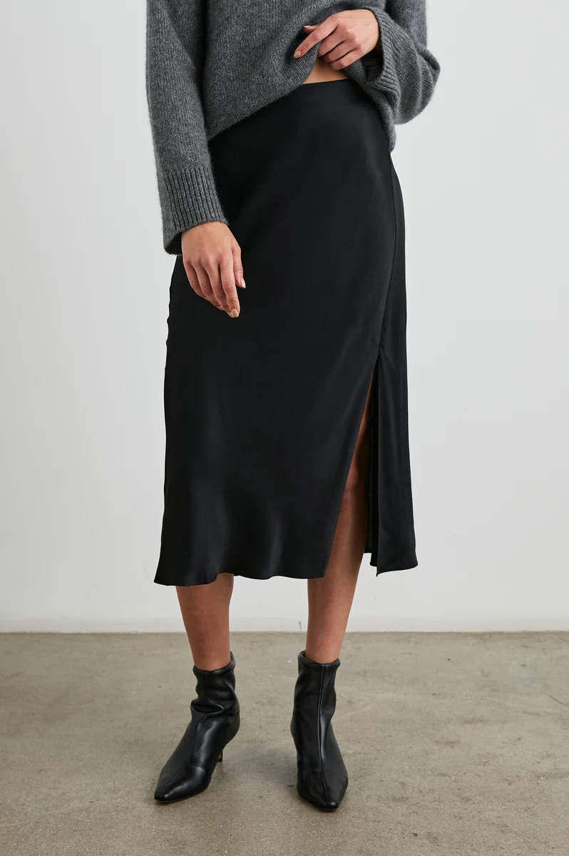 MAYA SKIRT - BLACK | Rails