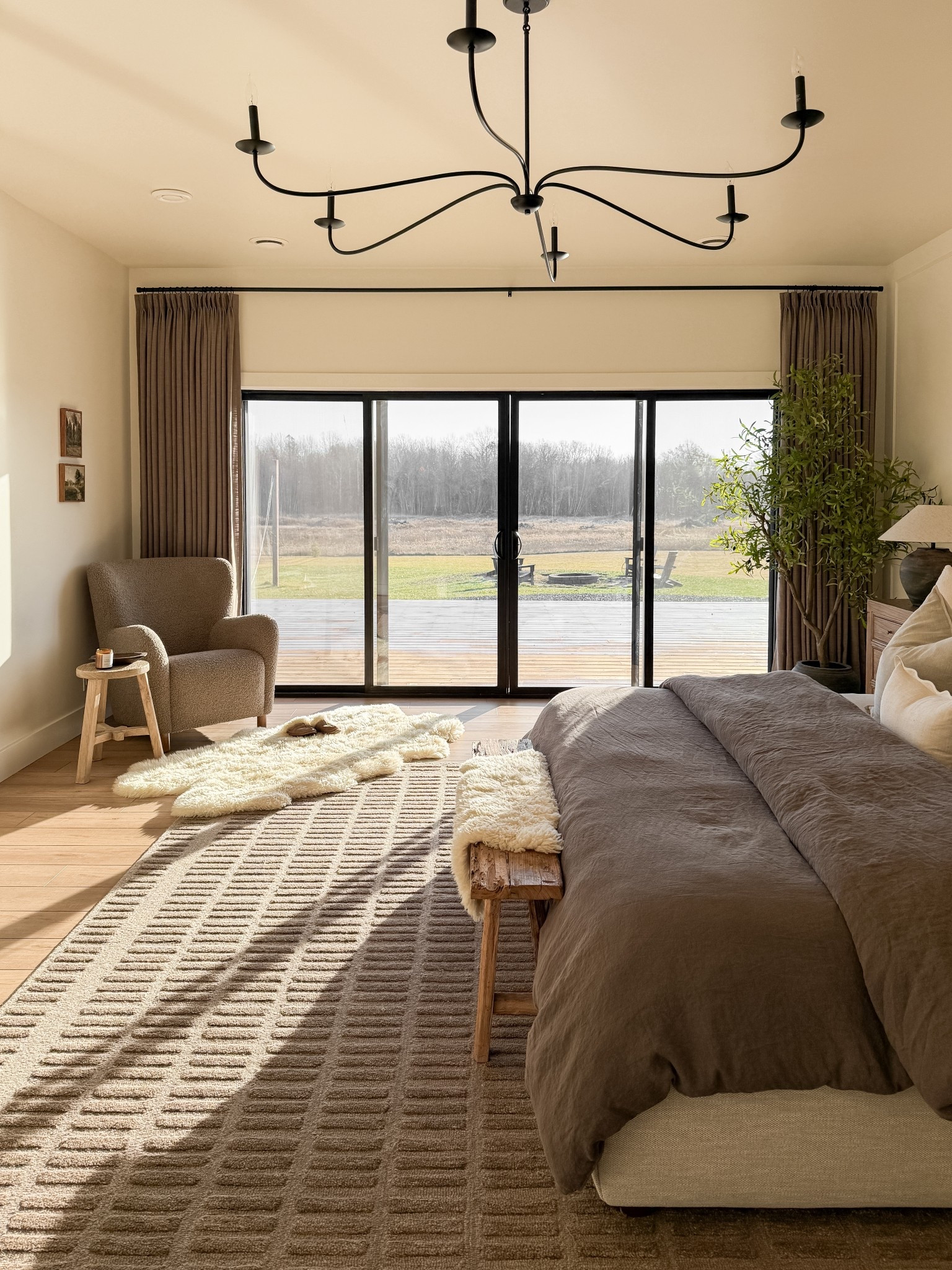 The earthbound bedroom is growing into its name— textured, layered, and grounded. 🥰

I added tiny holiday details yesterday and it somehow made it even cozier! Sharing the full holiday look this week! 🤎🎄




#LTKsale #LTKholiday #LTKhome