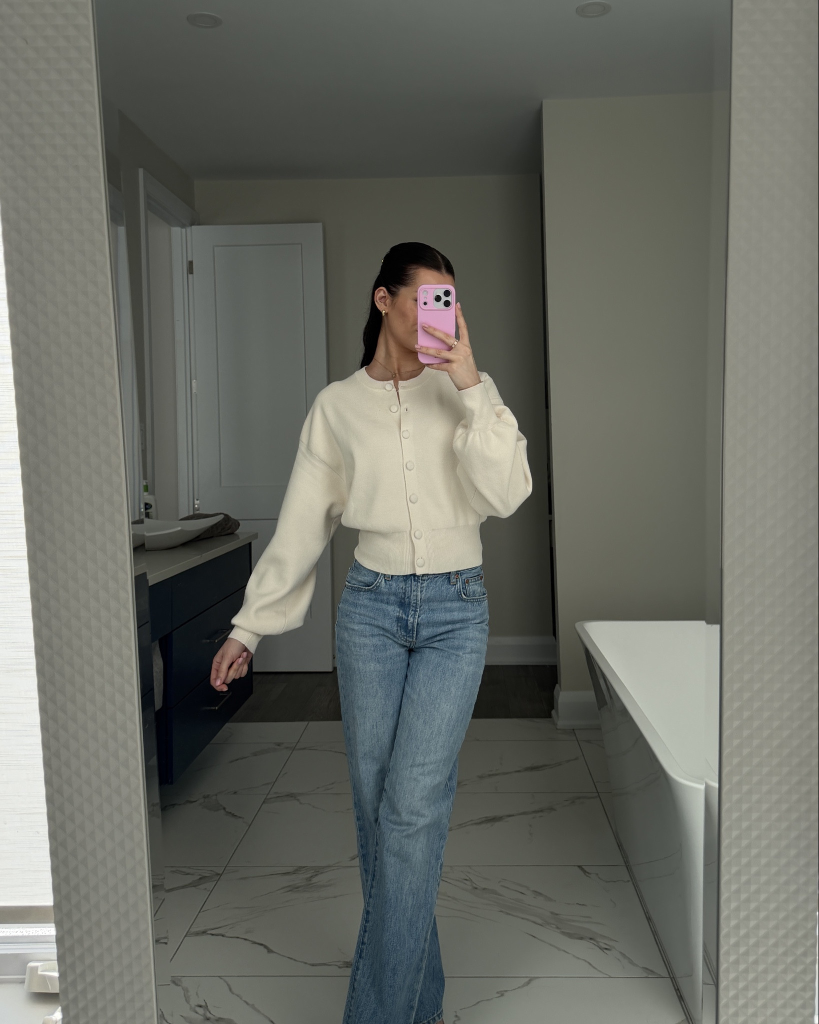 Love this cardi sm I have it in both colors 🤍 @Dynamite Clothing @Aritzia 

#LTKgrwm #LTKootd #LTKValentine