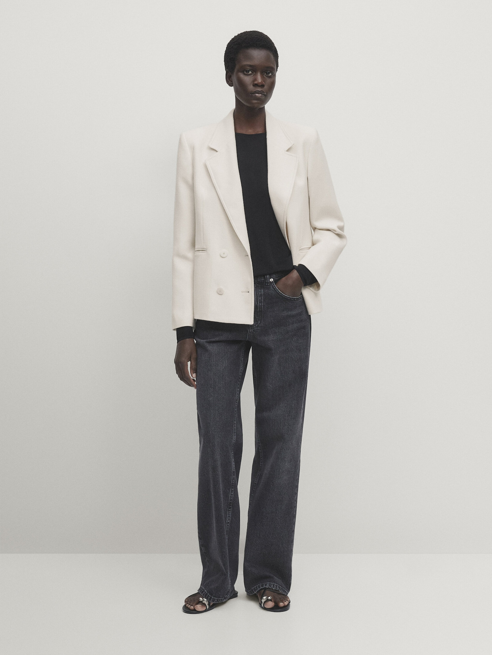 Kurzer Anzugblazer in Wickeloptik | Massimo Dutti DE