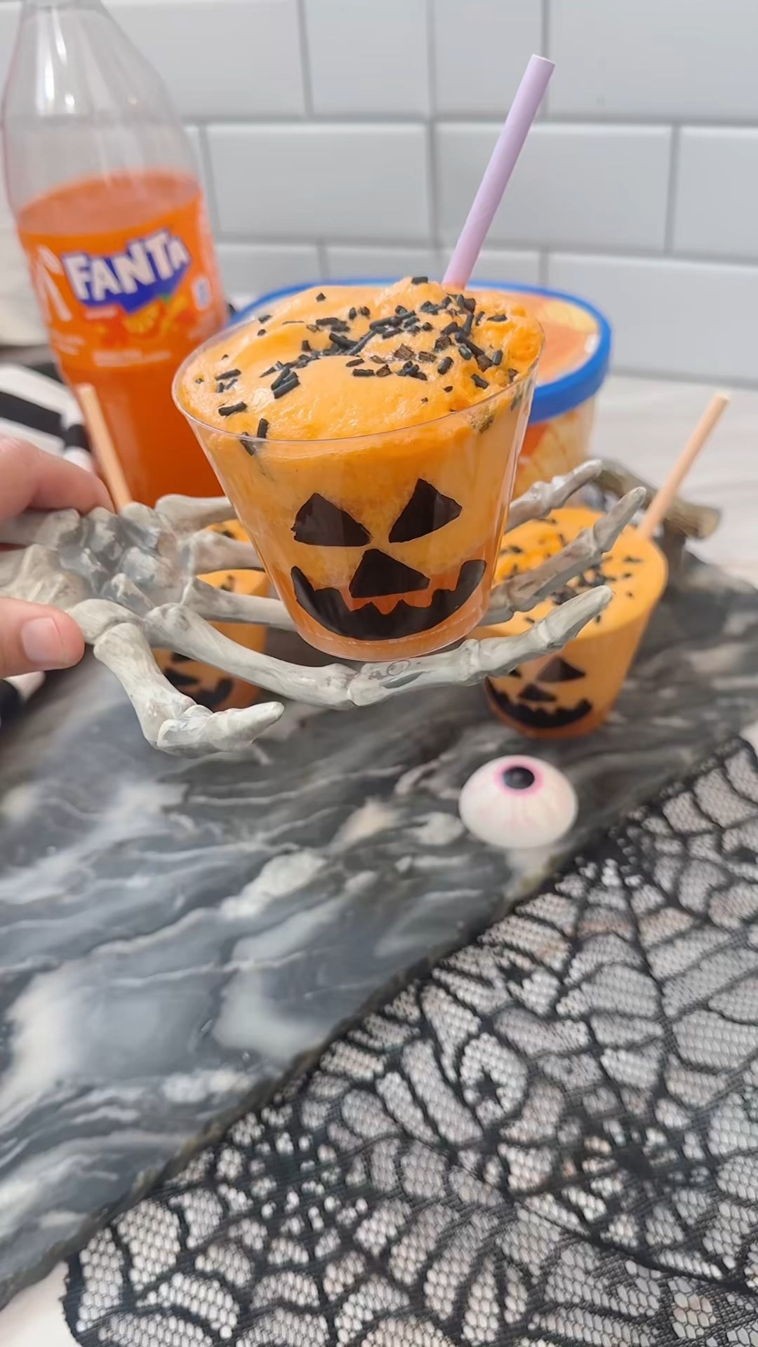 Easy Fanta Jack O’Lantern Floats!

Perfect for Halloween parties! So simple only a handful of ingredients and you’ll be the cool mom! 

#LTKSeasonal #LTKFamily #LTKHalloween