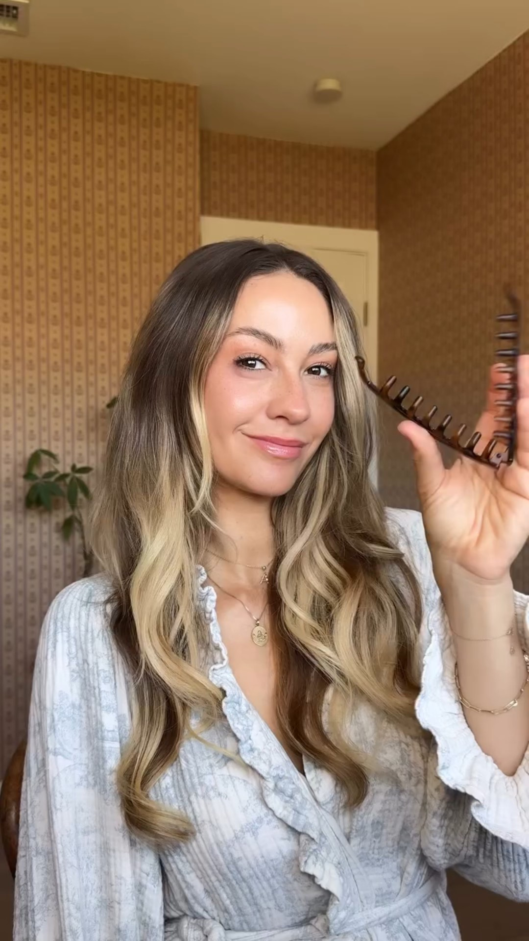 the only way i'll be doing a pony tail from here on out