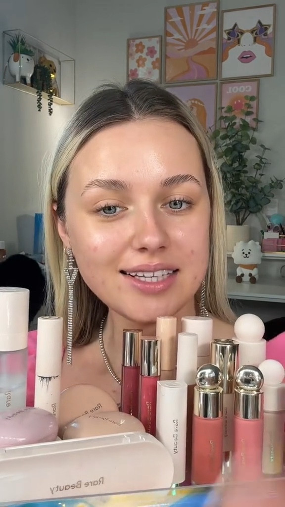 FULL FACE OF RARE BEAUTY 

#LTKbeauty #LTKFind