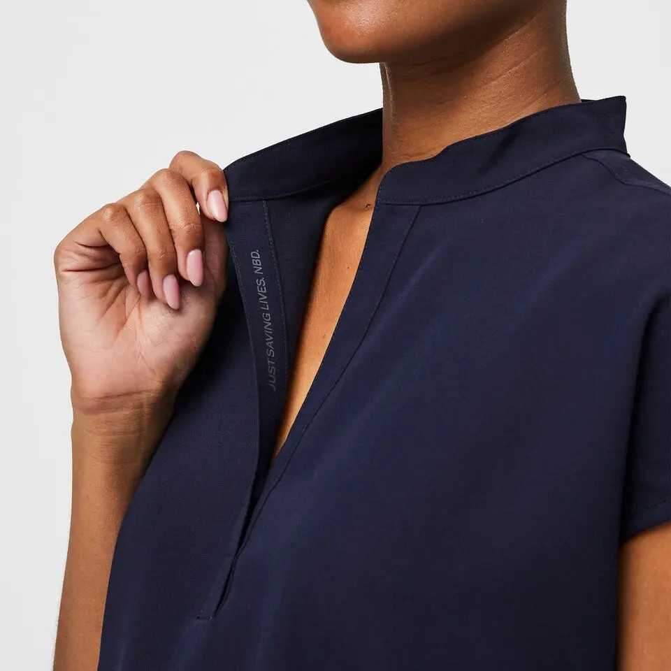 Women's Rafaela Oversized Scrub Top™ - Navy · FIGS | FIGS