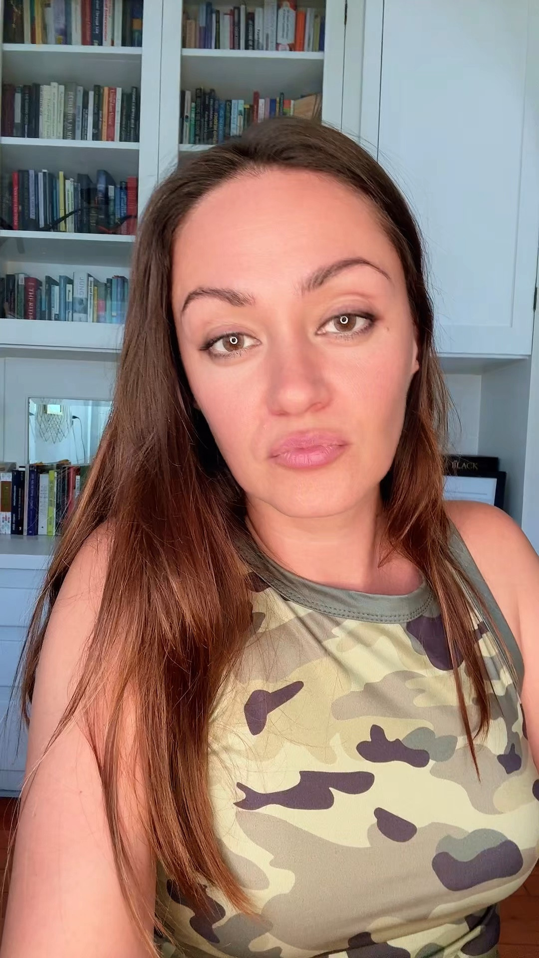 NAD+ longevity supplement for daily wellness routine. This vegan complex with resveratrol & quercetin supports cellular energy, focus, and healthy aging. Easy-to-take capsules for everyday support.

#LTKselfcare #LTKOver40 #LTKBeauty