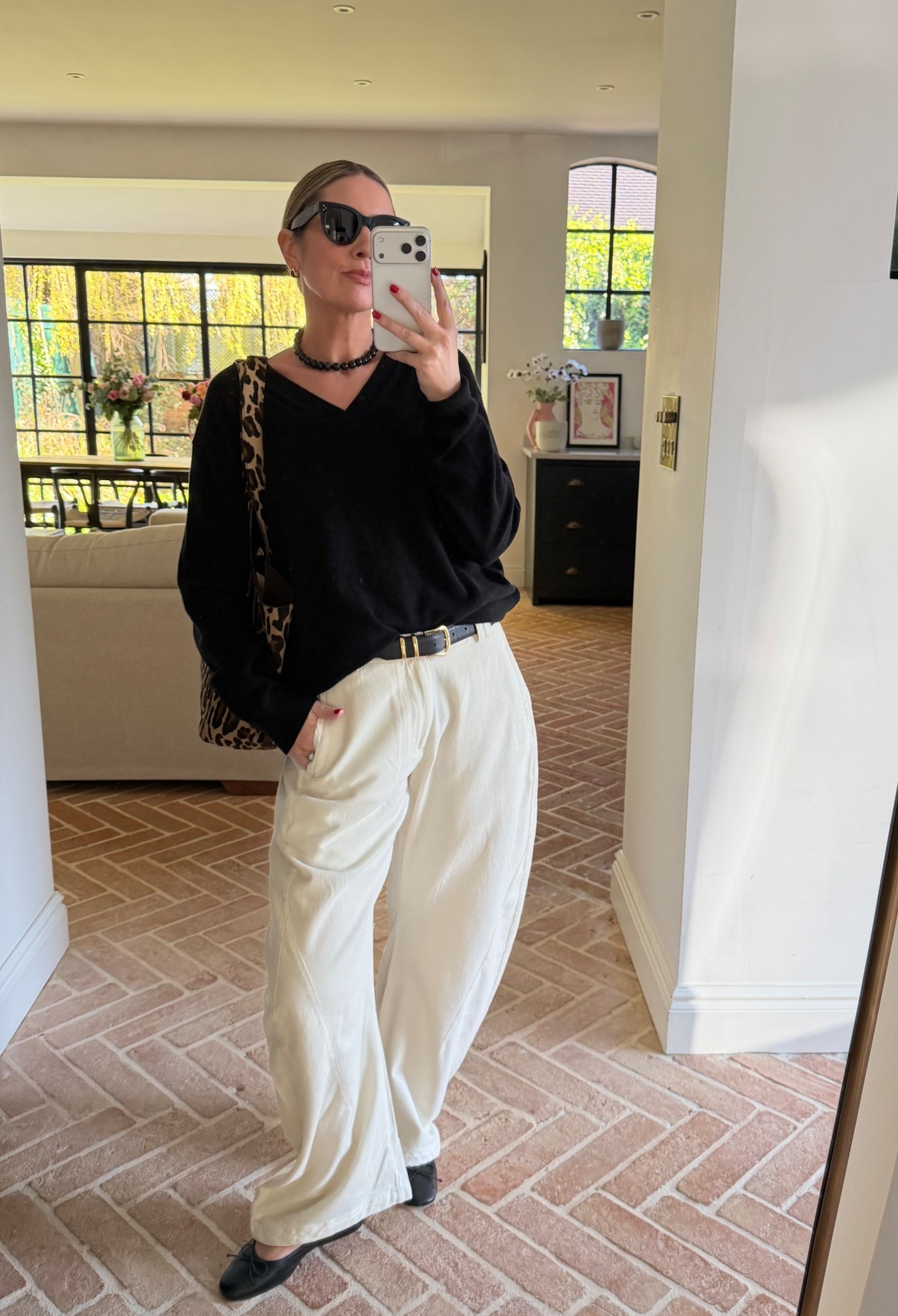 Spring Look | Free People Chinos | Cashmere V-neck | Leopard Bag | Ballet Flats 

 #LTKuk #LTKspring #LTKeurope