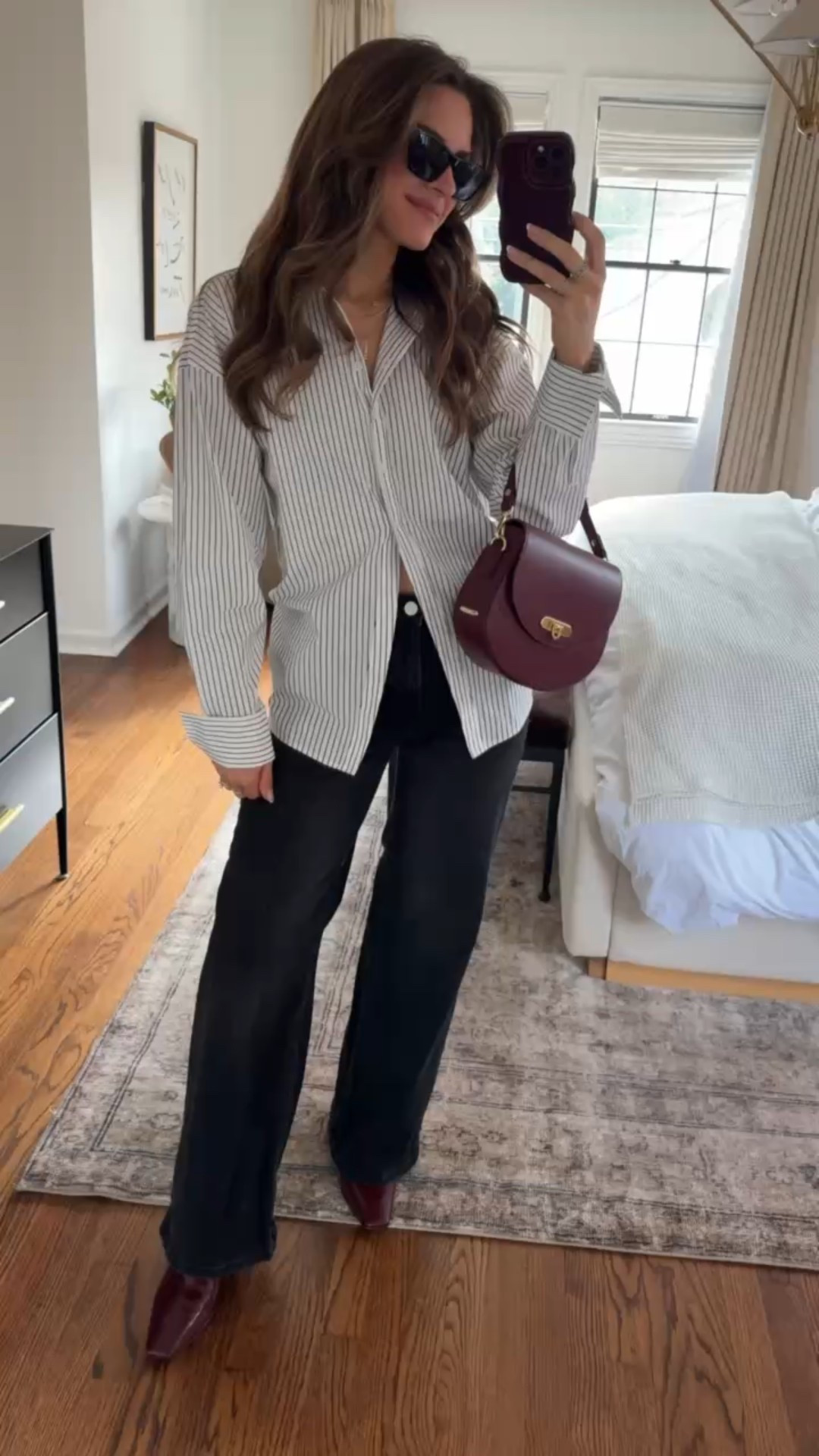 OOTD - lunch with a gf & lots of errands  (code: LAUREN15 for my bag & sitewide✨)

Top - small
Jeans - 25
Shoes - TTS

#LTKootd #LTKdayinmylife #LTKHoliday