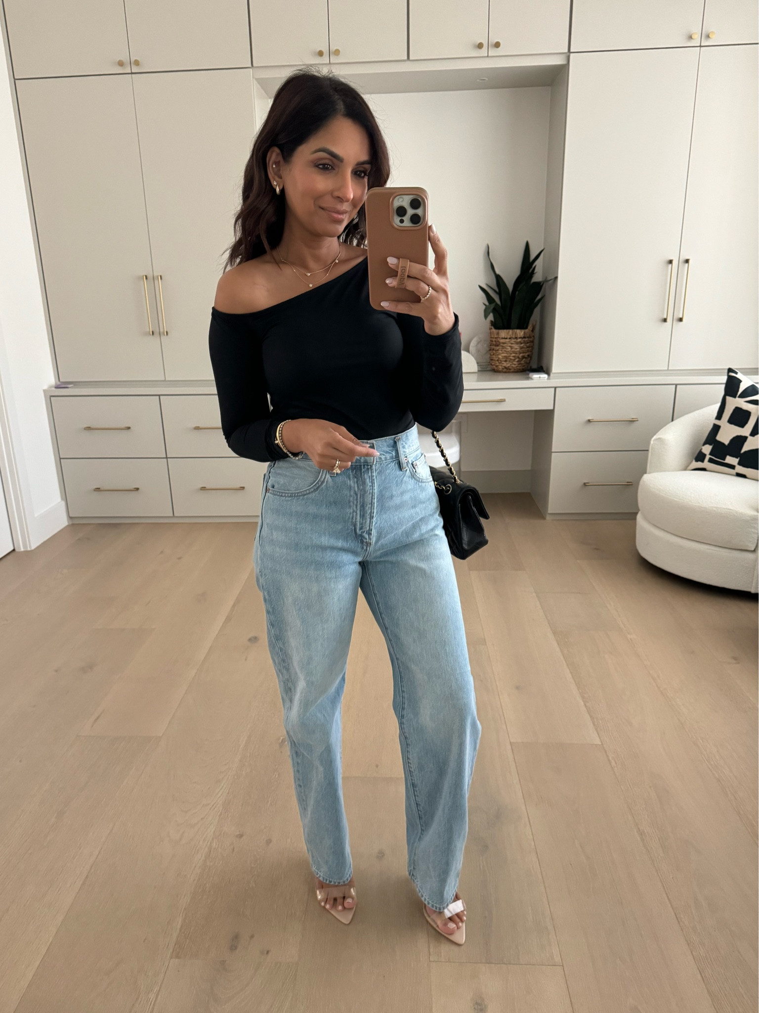 Wearing size 25 in denim, runs TTS. I sized up to a S in top

#LTKStyleTip