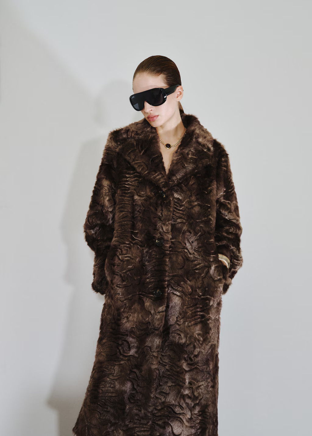 Textured faux-fur coat | Mango (US/MX/AU)