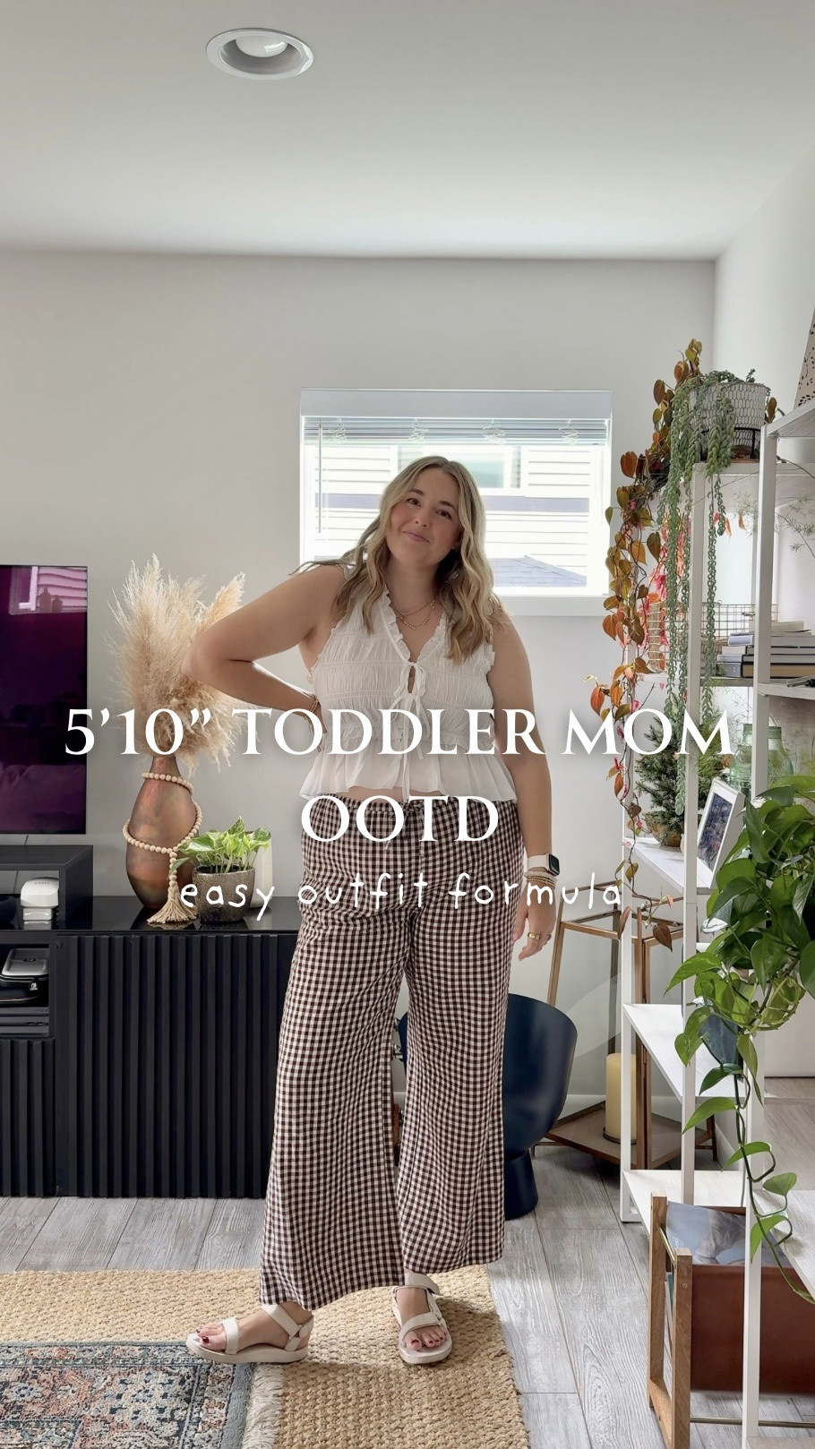 Simple top + fun pants 🤍🤍🤍 #styleinspo #ootd

#LTKMidsize #LTKTall #LTKootd