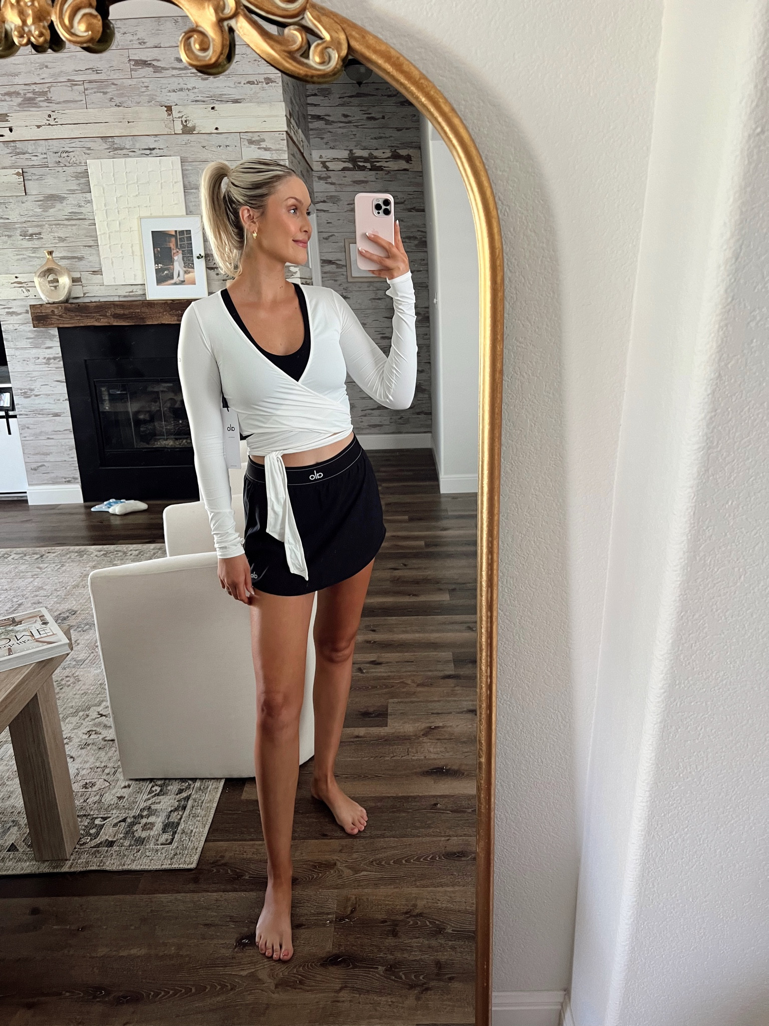 I swear this black skirt goes with everything, such a good staple. #alo 

#LTKsalealert #LTKFind #LTKfit