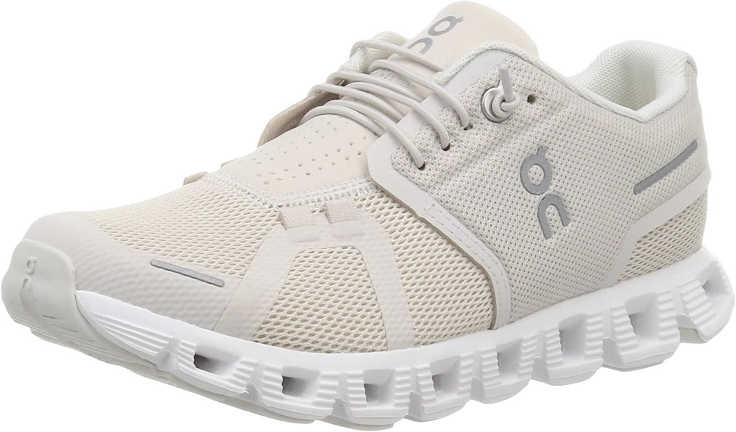 ON Women's Cloud 5 Sneakers | Amazon (US)