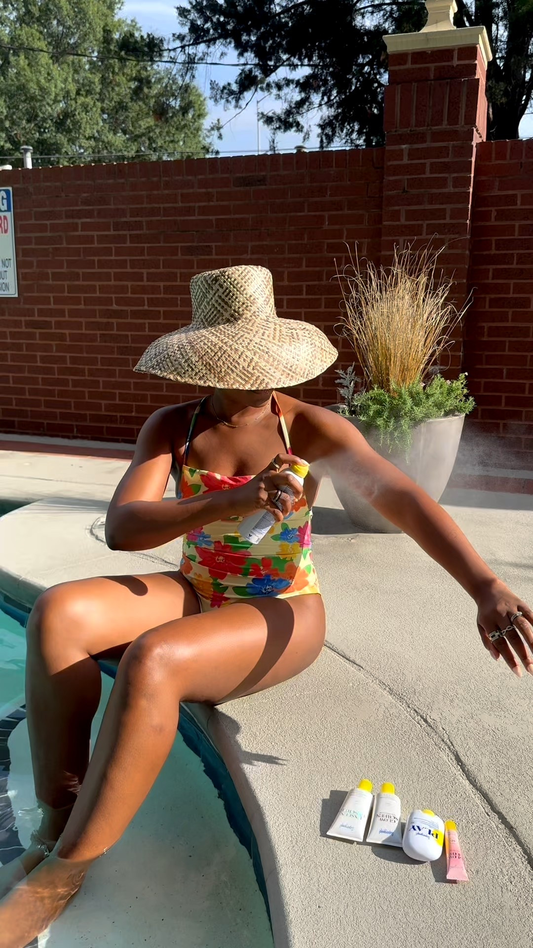Still plenty of 💦 days ahead #poolside 

#LTKSeasonal #LTKBeauty #LTKSwim