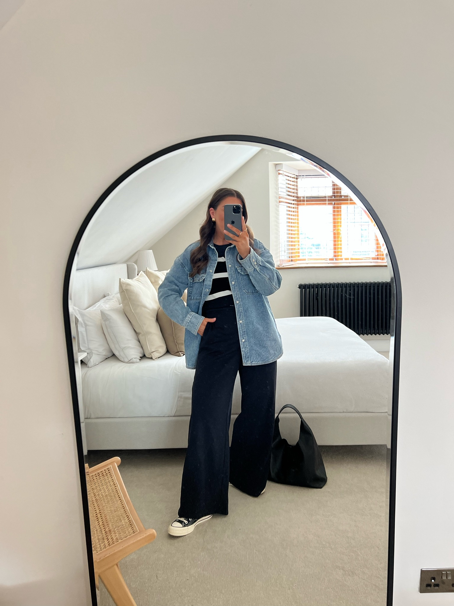 Saturday ootd 

Full fit is h&m 
Bag & other stories 

I wear size S in the denim jacket and M in the joggers 

🤍


#LTKstyletip #LTKSeasonal