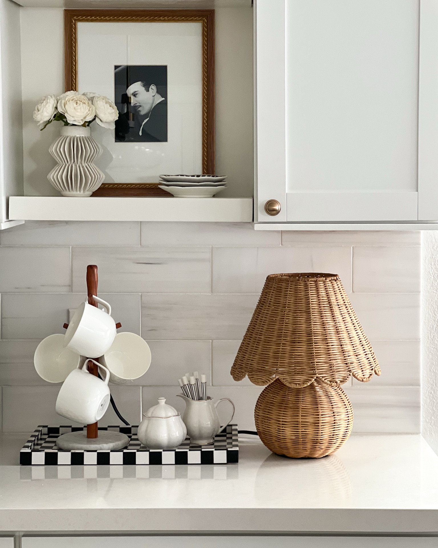 New kitchen counter lamp! Obsessed with this woven rattan lamp! Home decor, kitchen essentials, accent lighting.

#LTKHome #LTKFindsUnder100 #LTKStyleTip