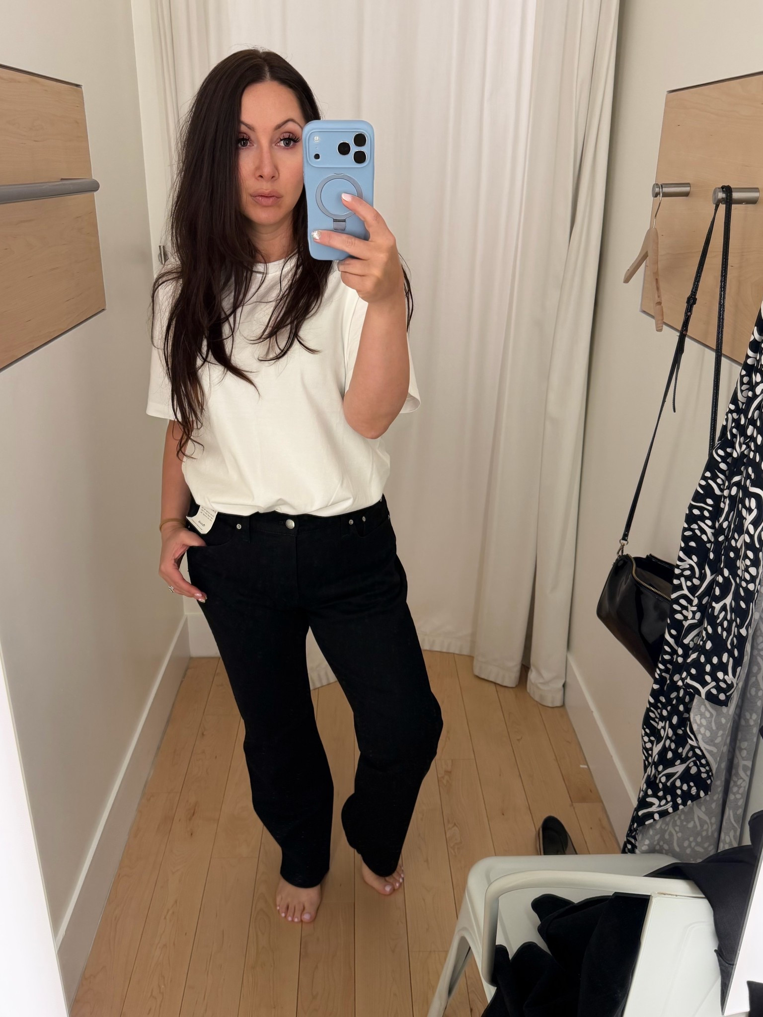 Now that some weight came off I am ready for all new jeans and of course the first place I go is @Madewell ! Love their denims and these are no exception!

#LTKSpringSale #LTKSaleAlert #LTKMidsize