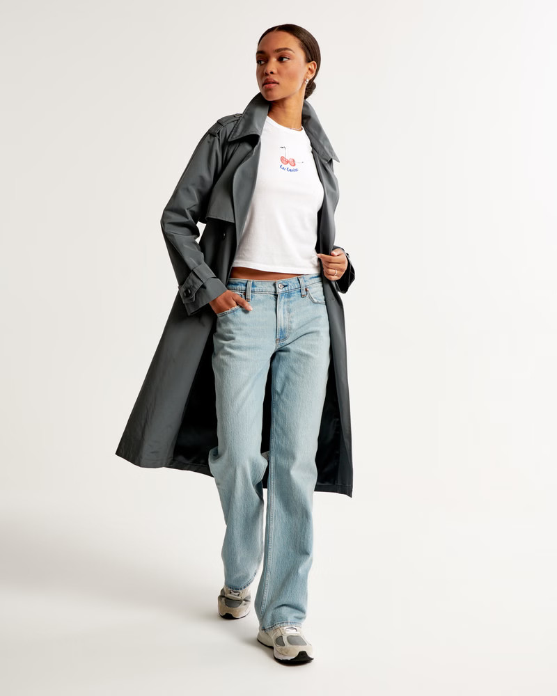 Short-Sleeve Cherry Graphic Skimming Tee | Abercrombie & Fitch (US)