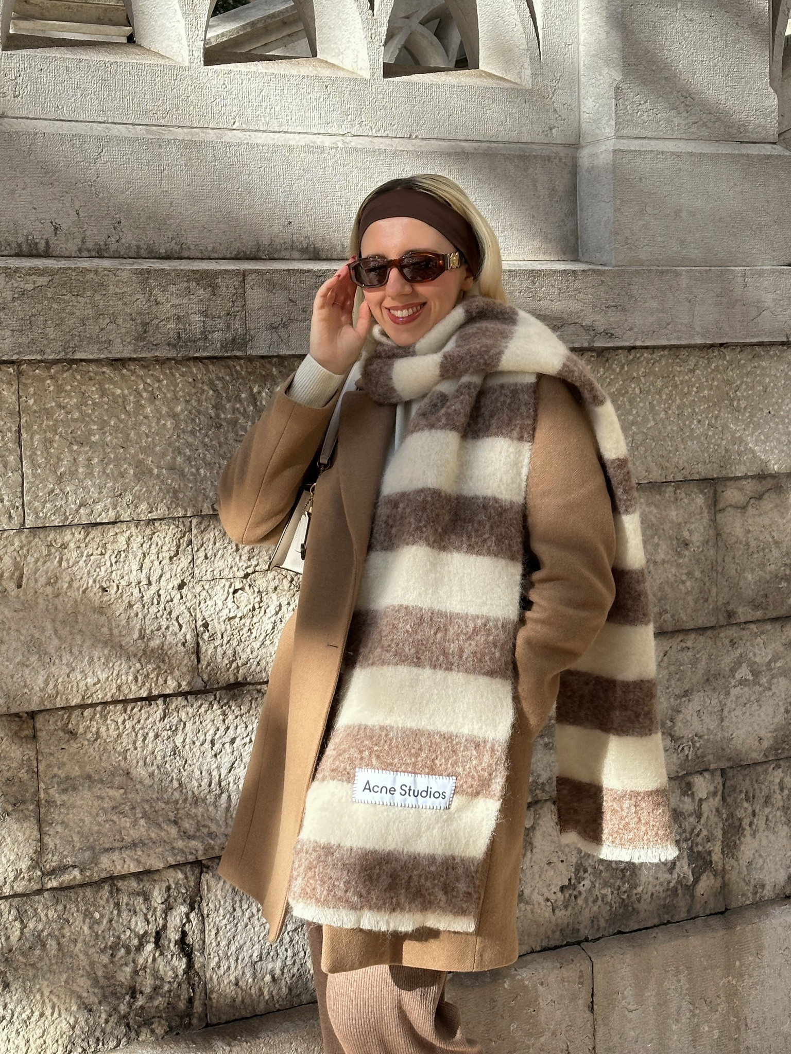 The coziest Autumn/Winter outfit 

#winteroutfit #autumnoutfit #acnestudiosscarf #falloutfit

#LTKeurope #LTKSeasonal #LTKstyletip