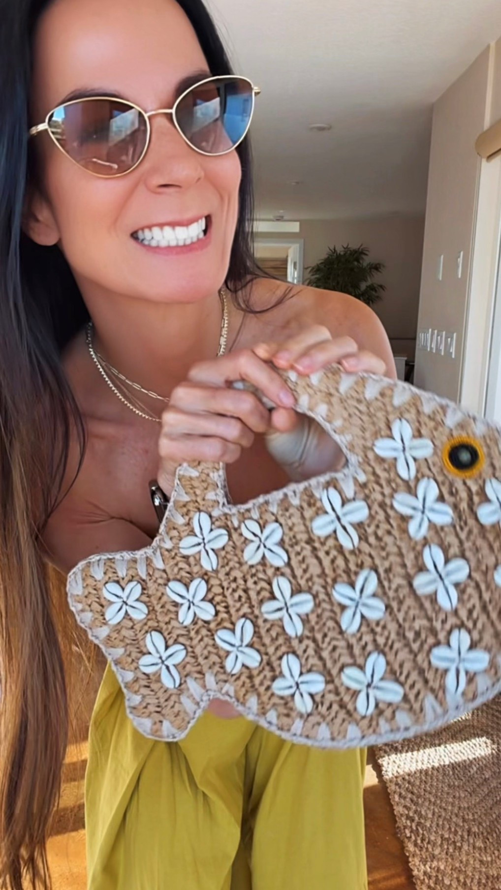 I’m convinced every closet needs one jumpsuit that does all the work for you… and this one understood the assignment. 💛

Flowy, flattering, and the kind of piece you throw on when you want to look put together in about 30 seconds.

I paired it with the cutest crochet sandals and this little fish bag because outfits should be fun — especially this time of year.

Easy, breezy, and just a little bit playful… exactly how getting dressed should feel.

Wearing XS

#NicoleColeeStyle
#SpringStyle
#ResortStyle
#Over40Style
#LTKFinds



#LTKootd #LTKdayinmylife #LTKgrwm