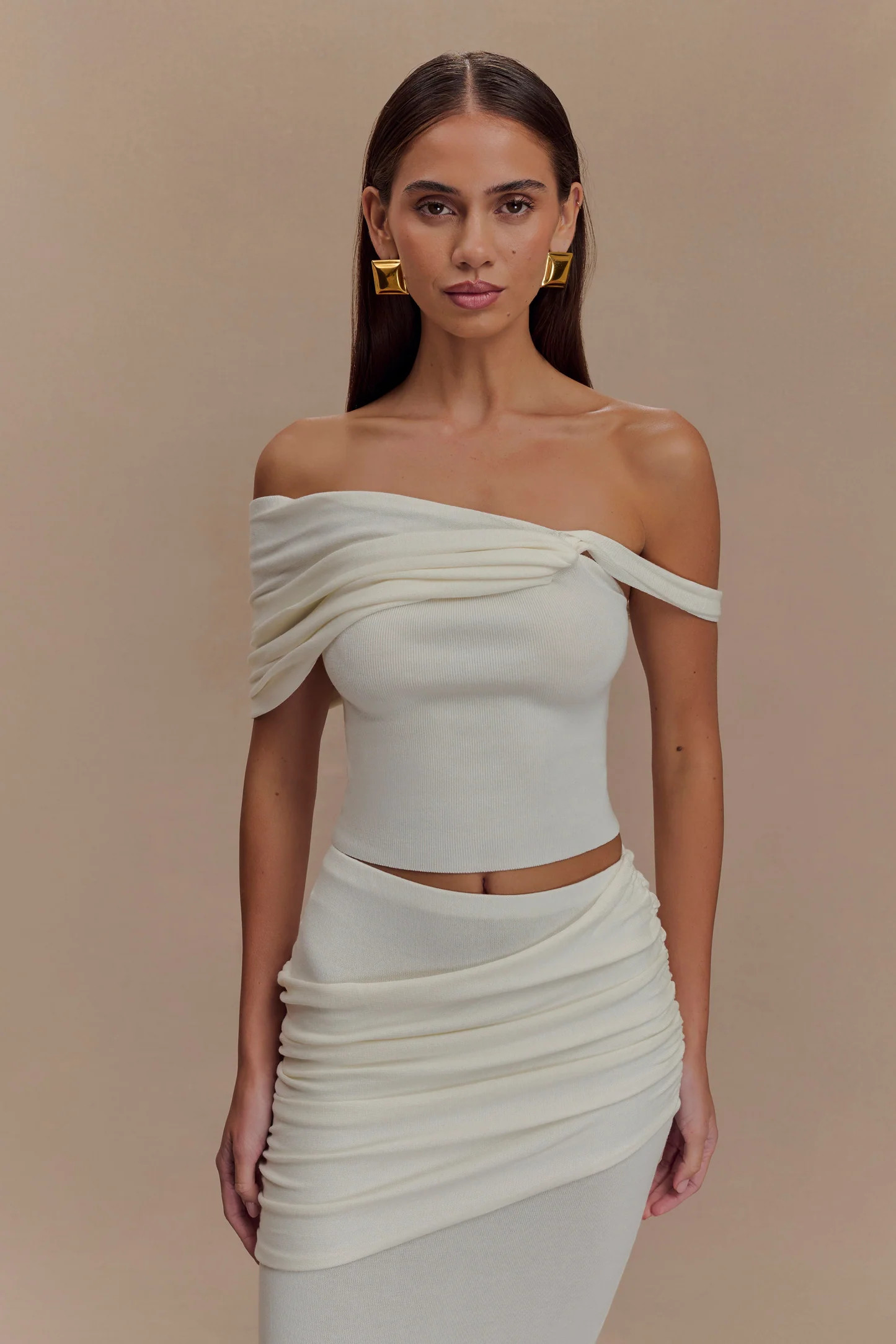 Gathered Knit Top - Ivory | MESHKI US