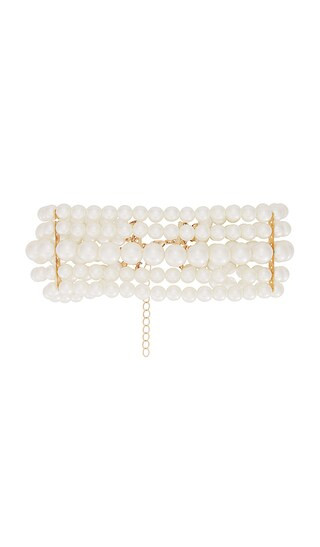 5 Strand Pearl Choker in White | Revolve Clothing (Global)