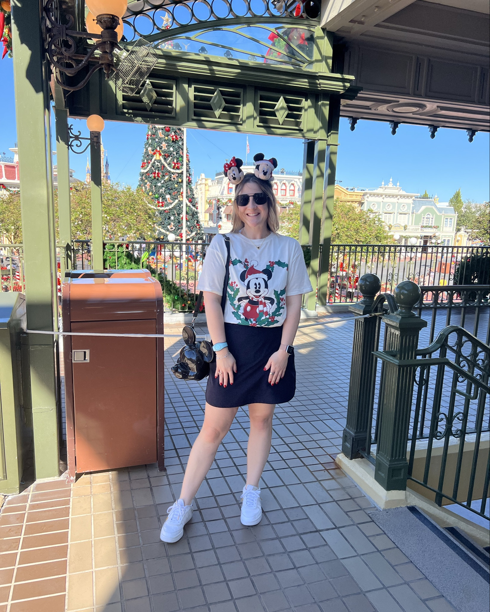 MK ❤️❤️❤️ 

#disneyoutfits #disneyfashion