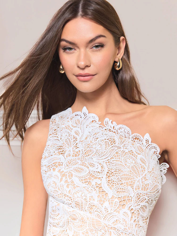 Lipsy White Petite Lace One Shoulder Split Hem Bodycon Dress | Next EU