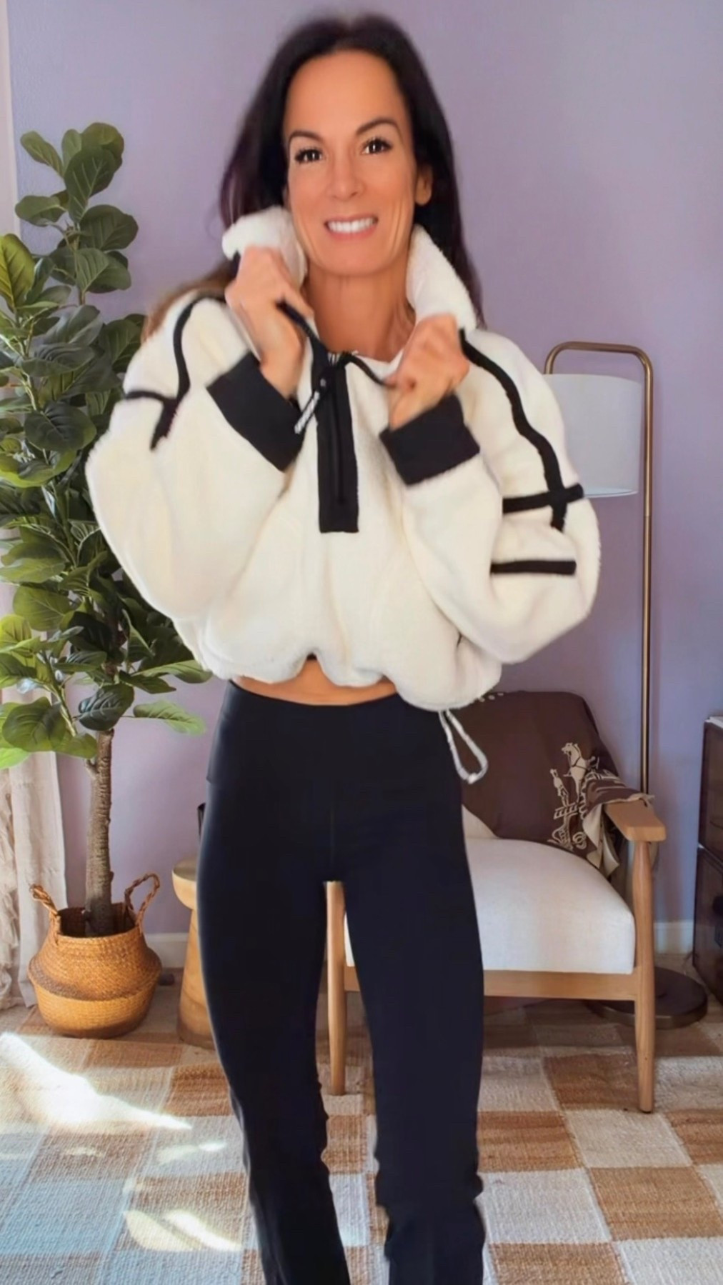 ✨GRWM: My new winter uniform has officially entered the chat ✨ 

Wearing XS in all

If it’s fleece and leggings… just know I already said yes. Slim, flare, cropped, colorful — I don’t discriminate. If it keeps me cute and cozy, it’s in the rotation.

Serving comfy-core with a side of chic, all season long. ❄️🖤❤️

#NicoleColeeStyle #WinterUniform #CozyChic #FleeceSeason #LeggingsLove #AthleisureStyle #ChicAndComfy #OOTDInspo #WhatIWore #LTKStyle #LTKFinds #FashionOver40 #freepeoplepartner #freepeople #nicolecolee #fashionblogger #styleblogger 




#LTKGiftGuide #LTKfitnessgoals #LTKHoliday