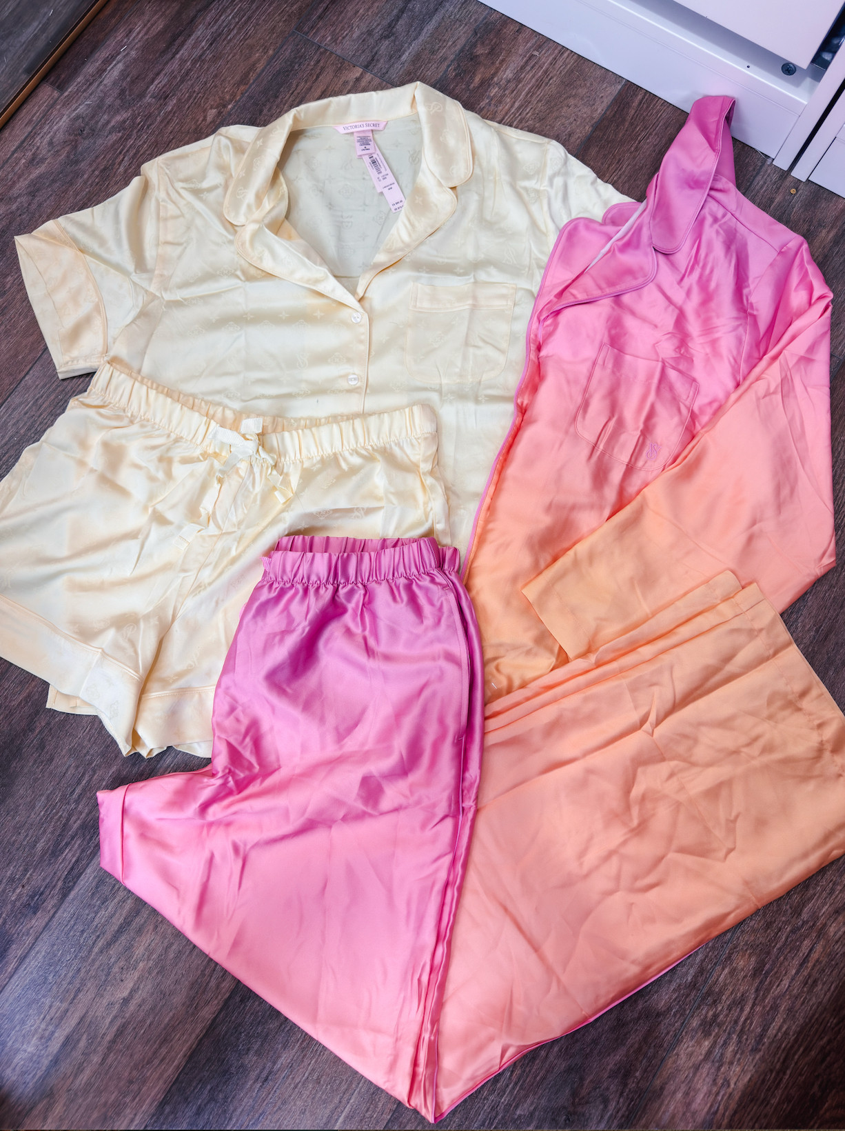 After being in the sun all day, there’s nothing better than coming back, showering, and putting on the softest pajamas 😍 LOVE the colors of these from @VictoriasSecret 

 #LTKmomlife #LTKselfcare #LTKHome