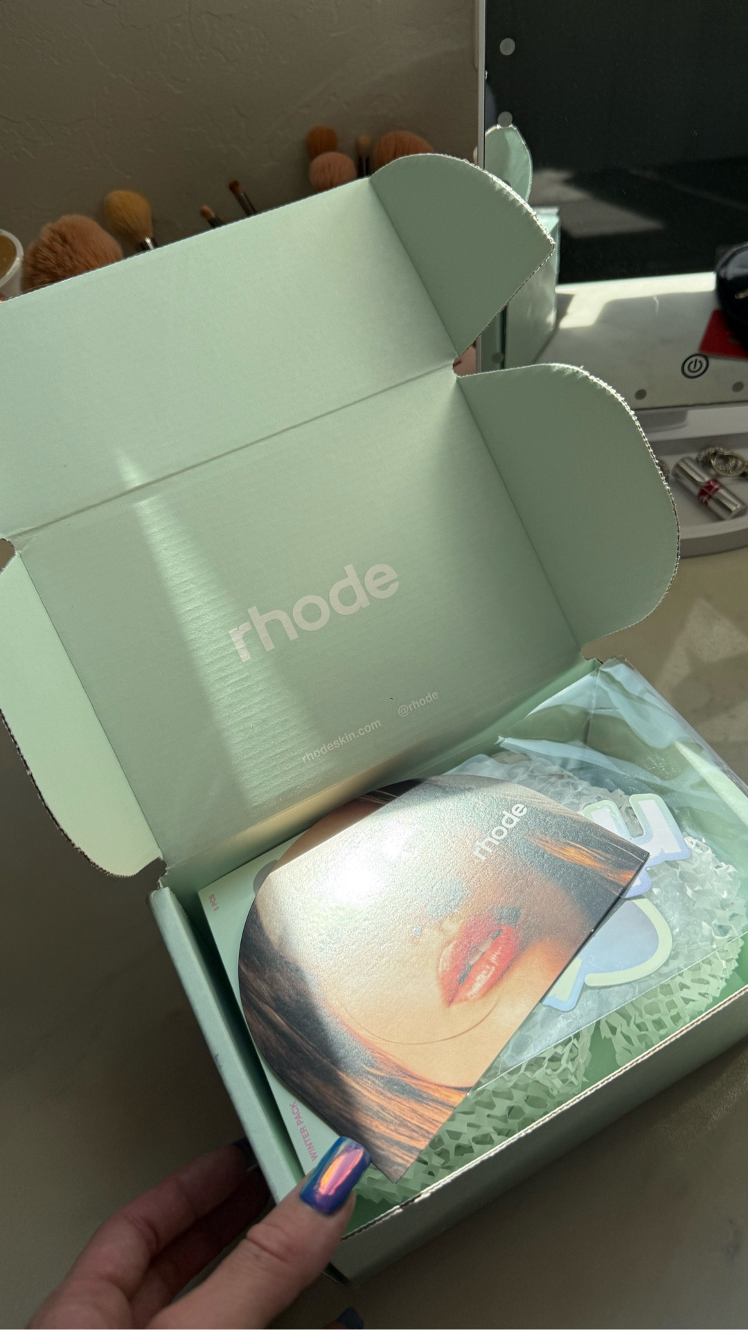 My bring me back to life, 5 min routine 🤍￼#rhode #makeup #grwm #blush

#LTKgrwm