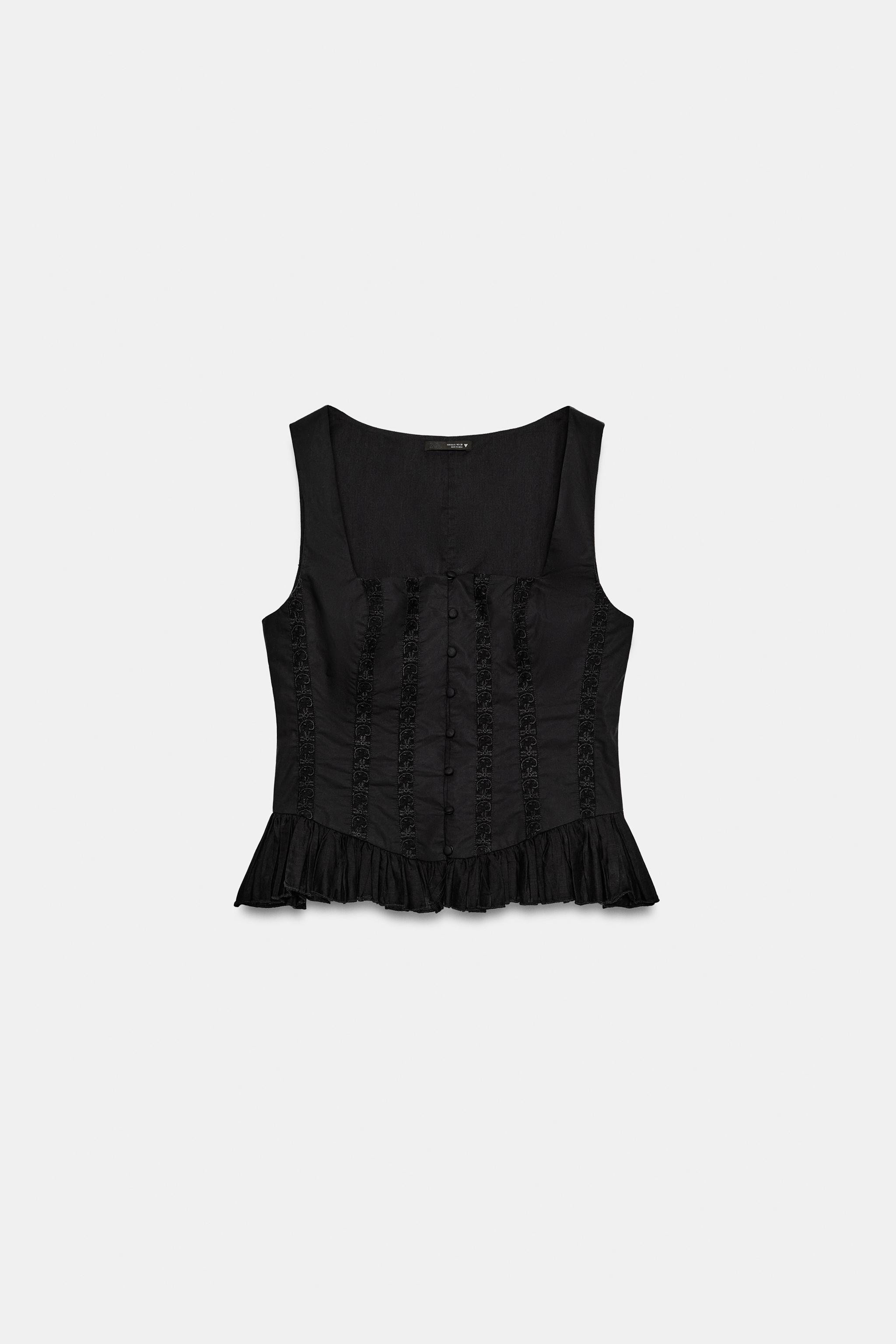 Model height: 175 cmSquare-neck sleeveless top. Featuring matching lace trim, an interior lining ... | Zara DE