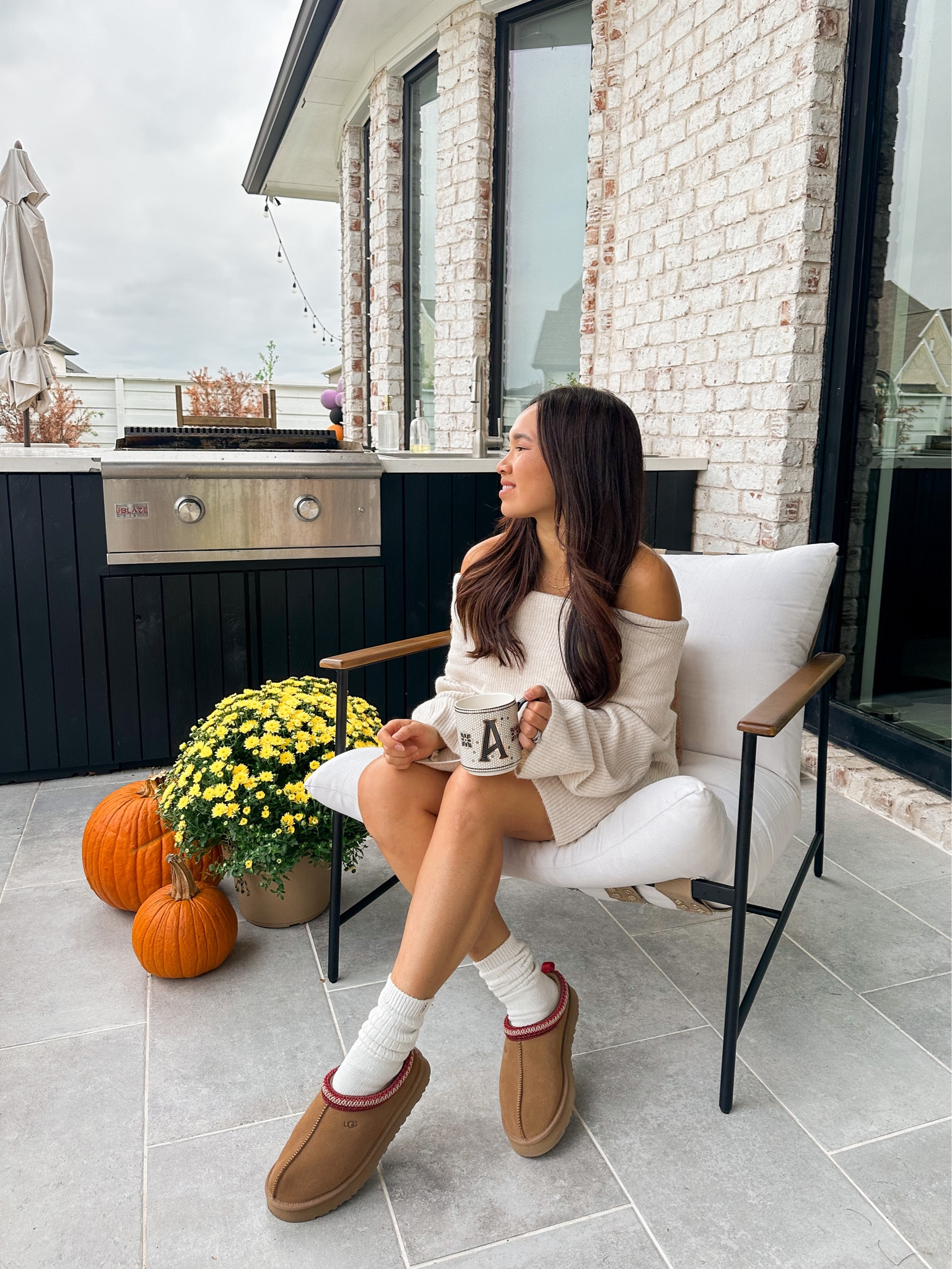 UGG Outfit Idea! These are the kids UGG Tasman in 5 and I’m an adult 6 1/2! Sweater is super comfortable and off the shoulder from @hm 

#LTKfindsunder50 #LTKHolidaySale #LTKHoliday