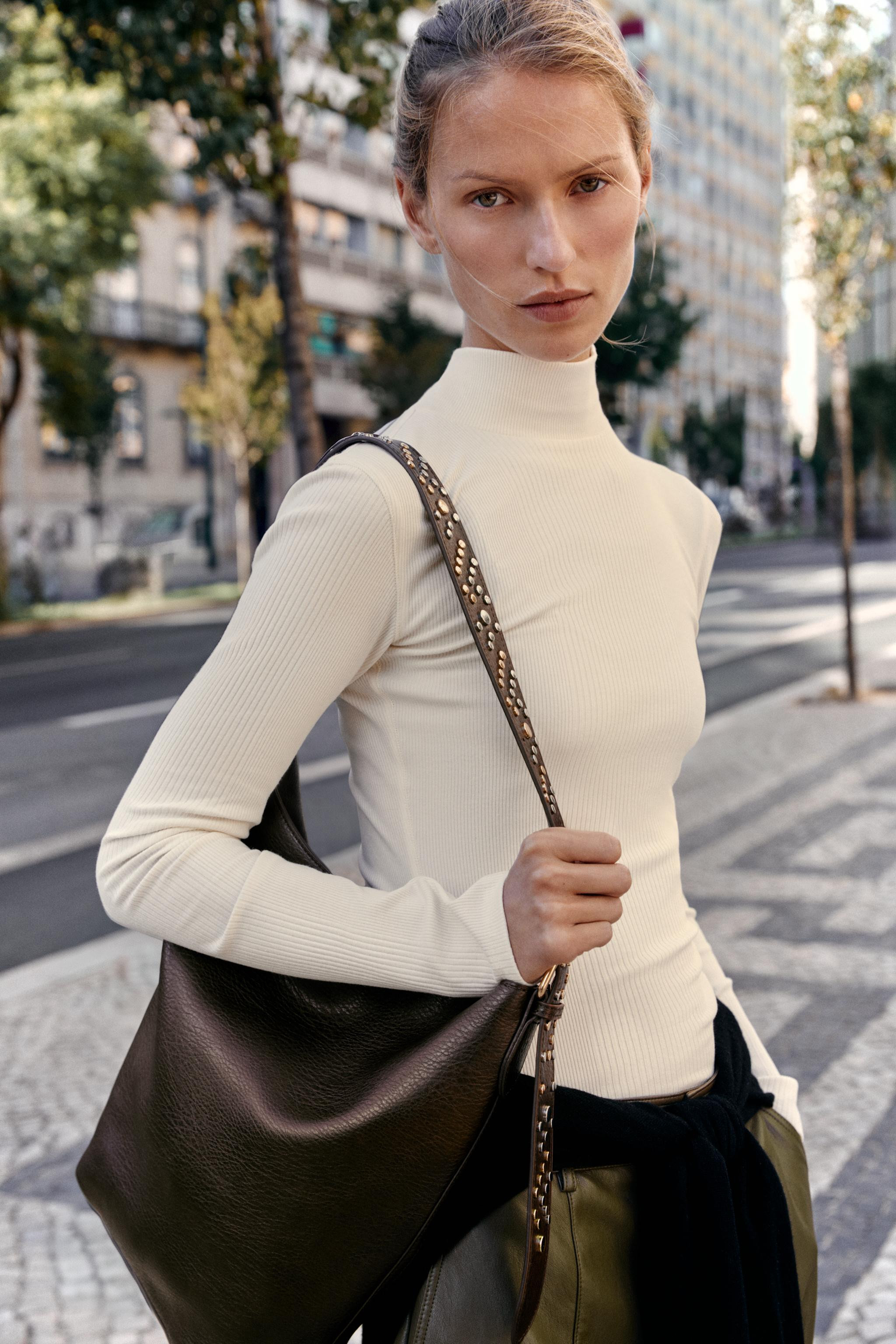 STUDDED SHOULDER BAG | Zara US