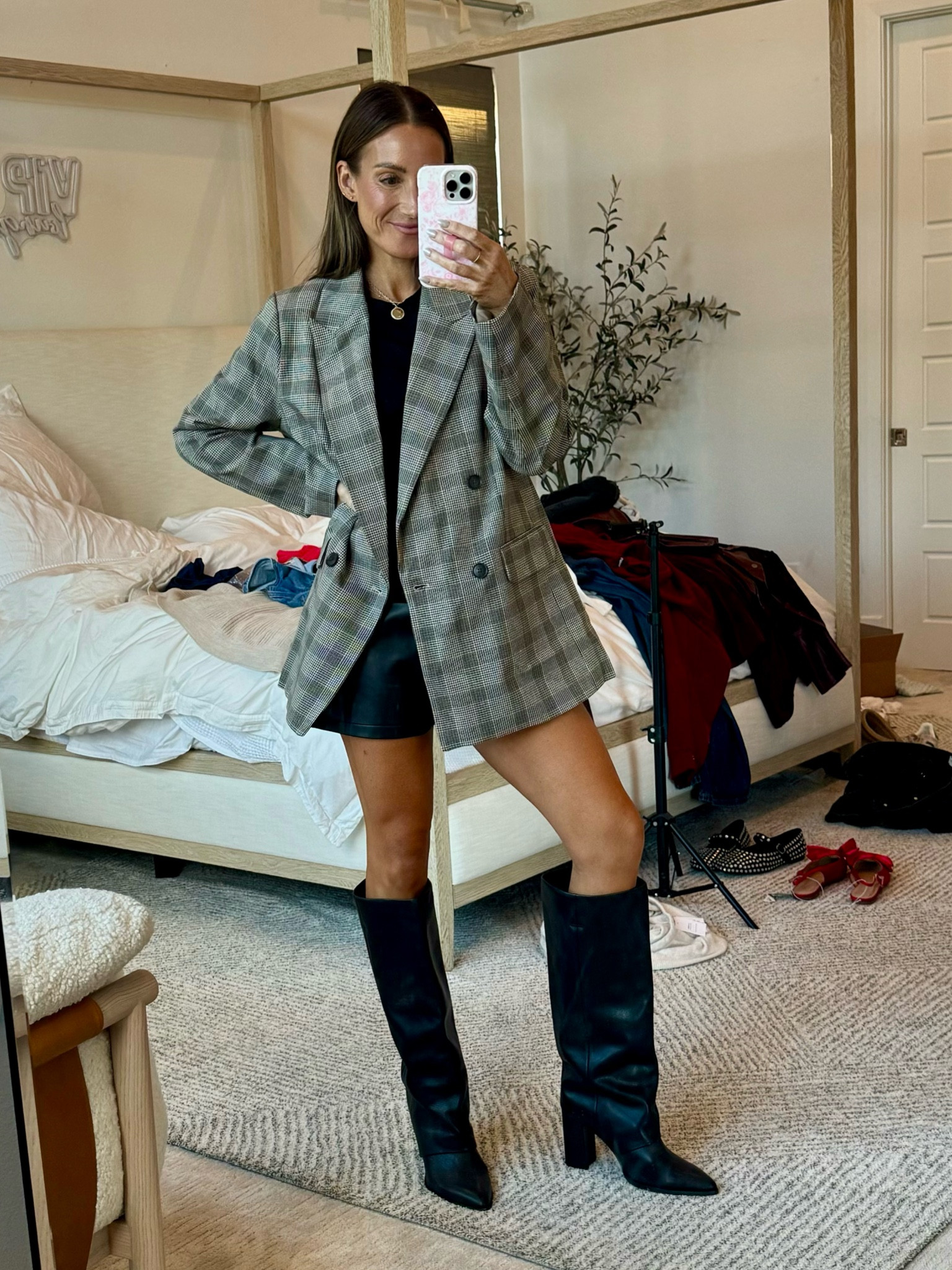 Target blazer! Mines a little big, did a med where I should’ve done small. So I’d say it fits TTS. 