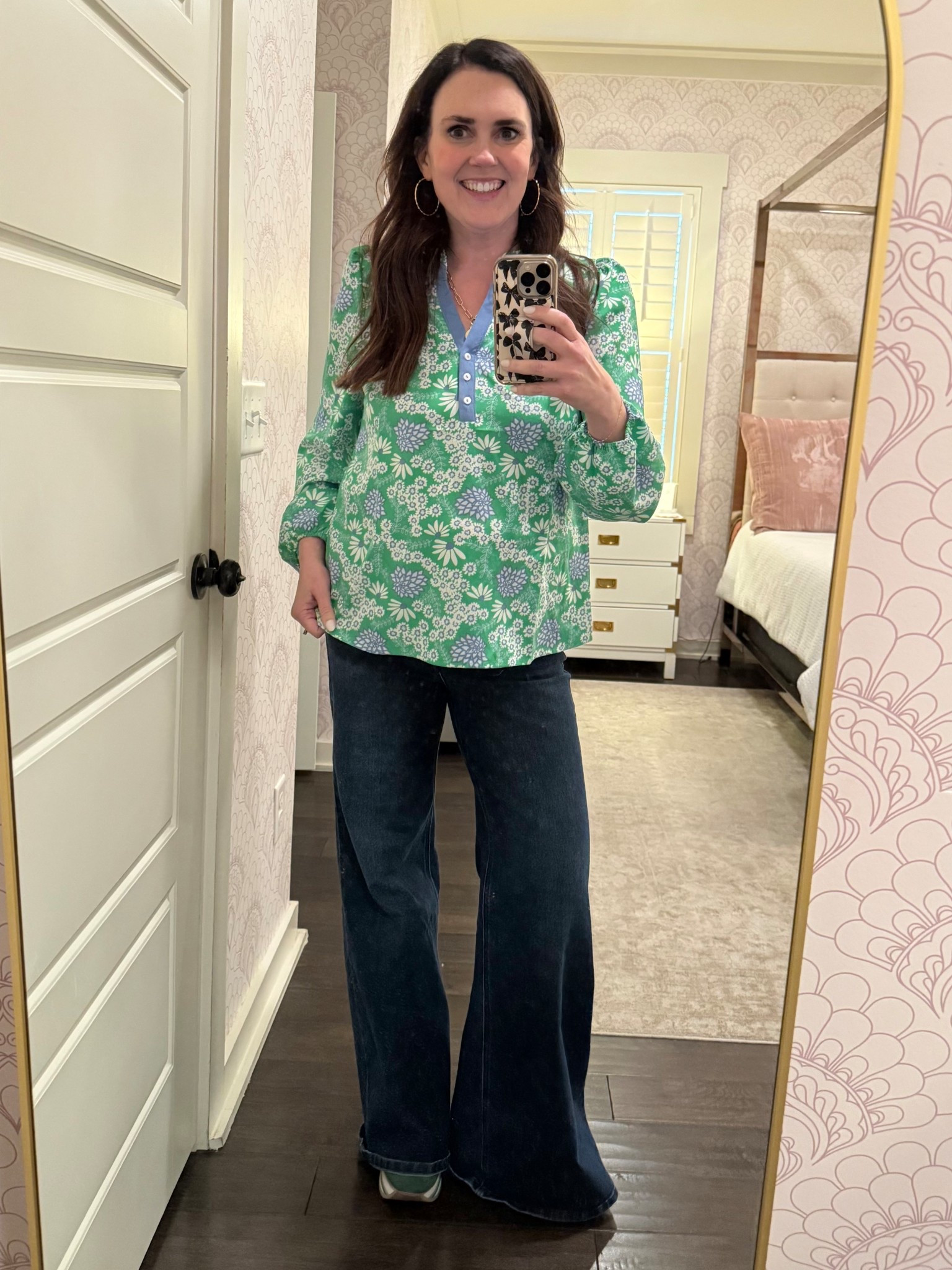 Y’all, my new favorite shirt!! So easy to throw on and look so put together, got lots of compliments! Code SPRING20 saves 20%. 


#LTKootd #LTKgrwm #LTKWorkwear